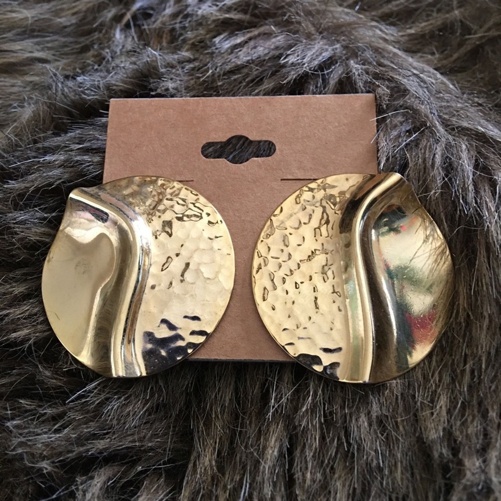 Vintage Vintage gold tone hammered disc statement earrings Size ONE SIZE - 2 Thumbnail