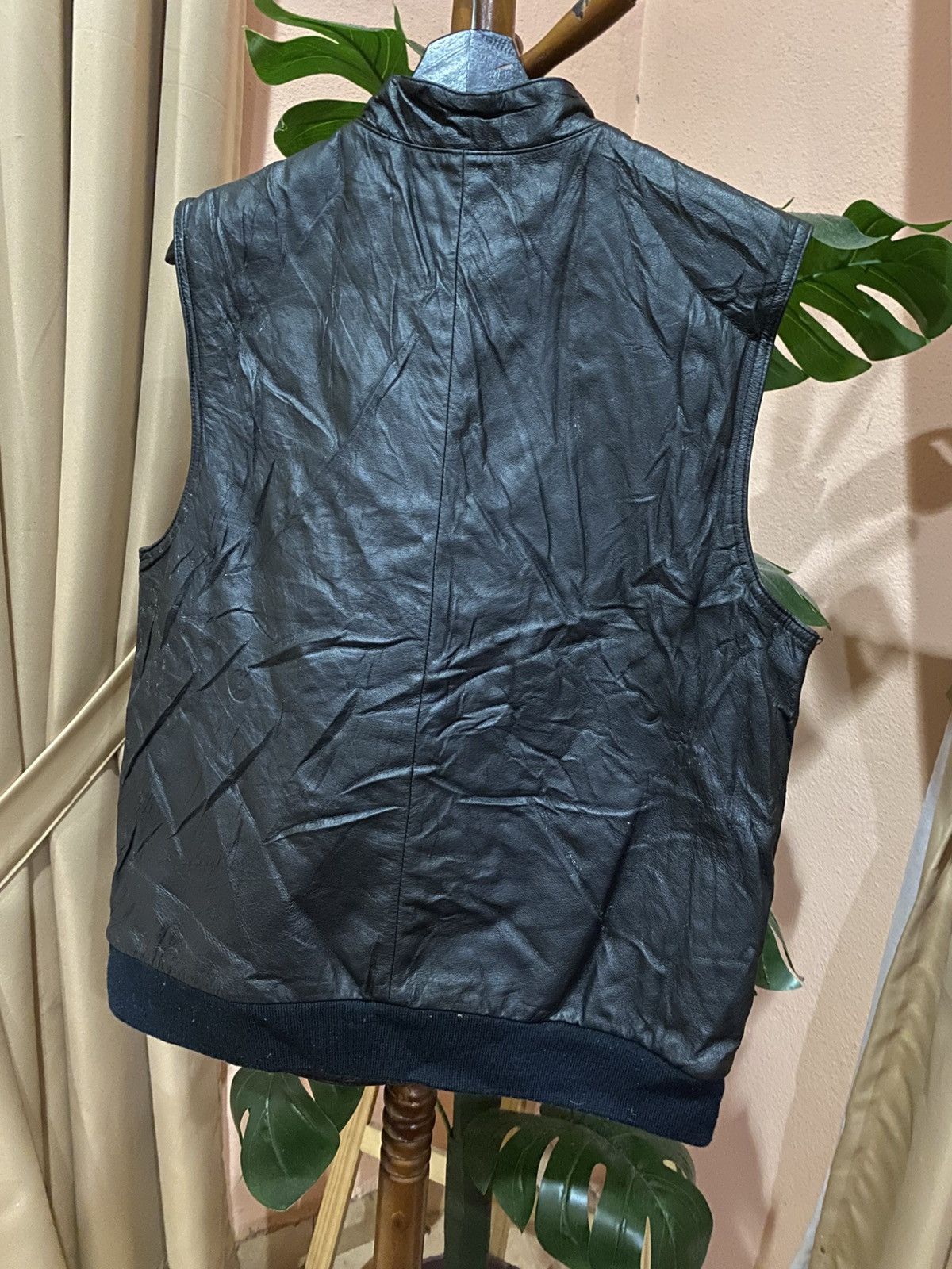 Other Vintage Euro Friendly World Leather Vest - Black Sleeveless Size US M / EU 48-50 / 2 - 9 Thumbnail
