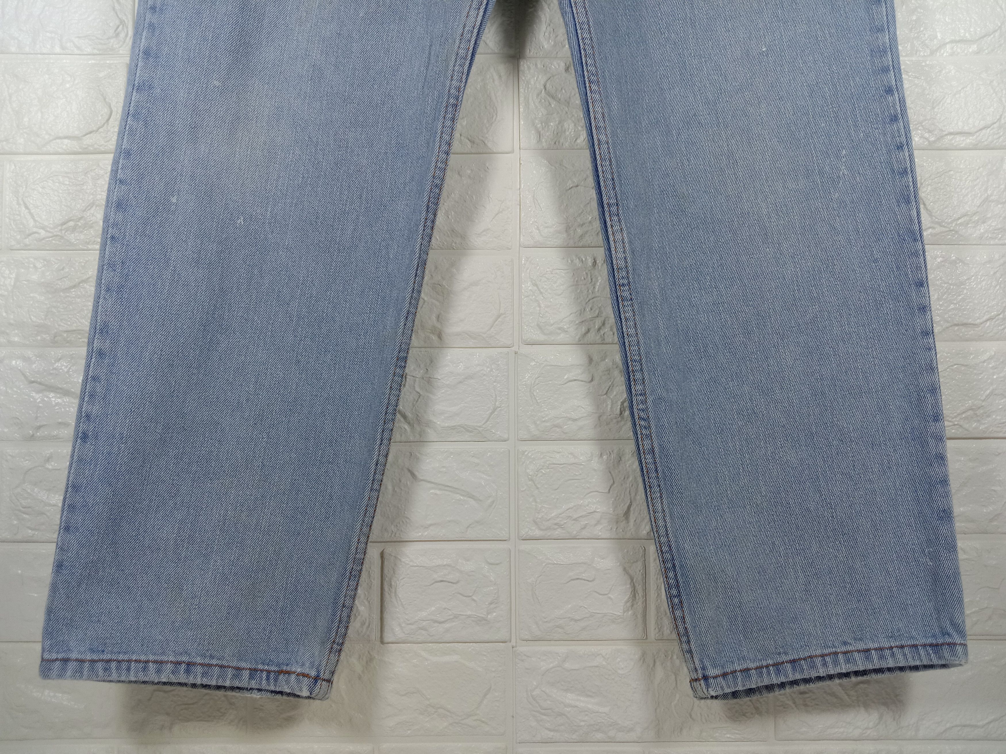 Levi's Vintage Levi's 550 Jeans Relaxed Fit Light Wash Denim Size US 34 / EU 50 - 4 Thumbnail