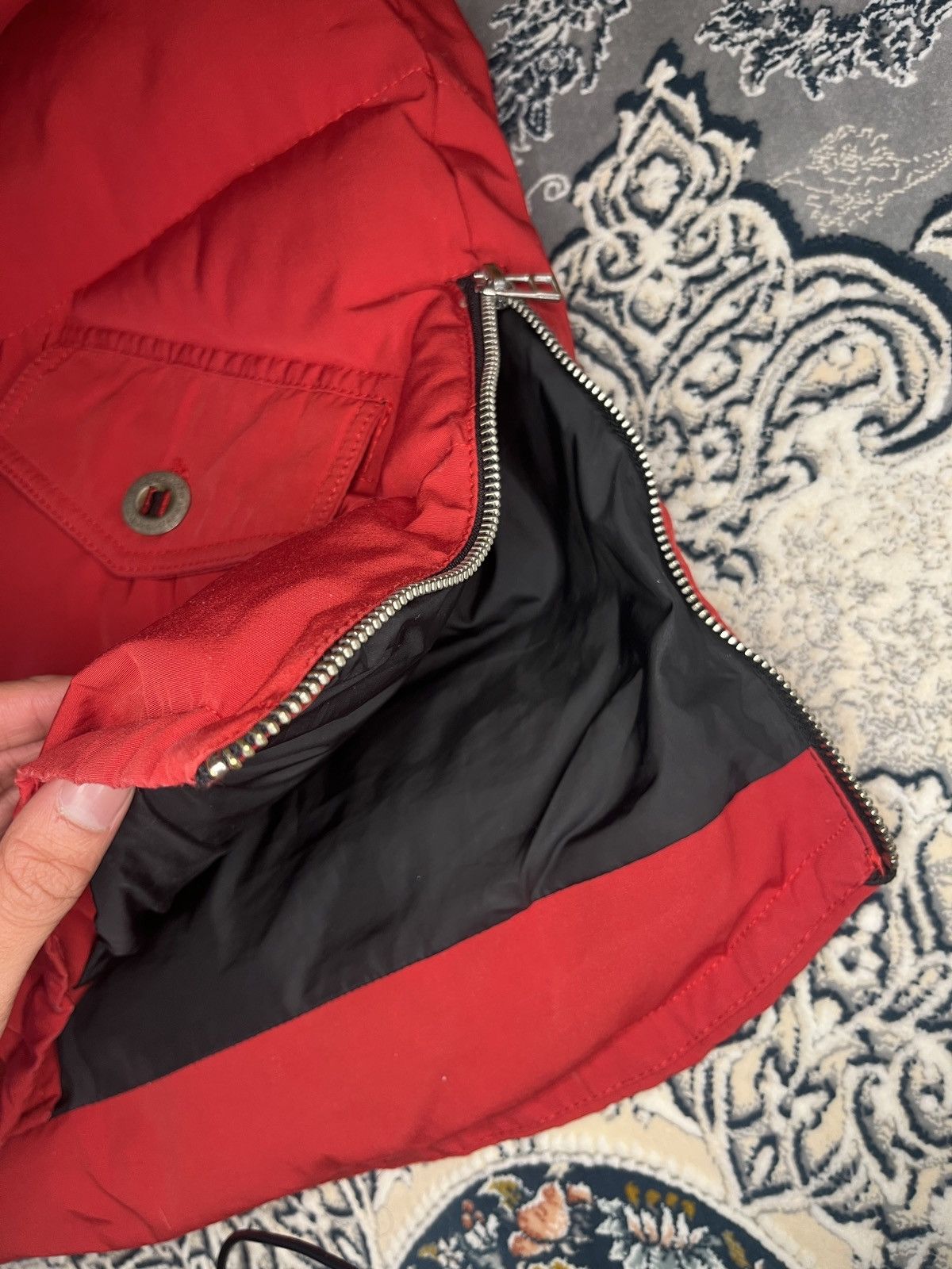 Moose Knuckles Red women’s Moose knuckles puffer jacket with fur hood Size L / US 10 / IT 46 - 10 Thumbnail