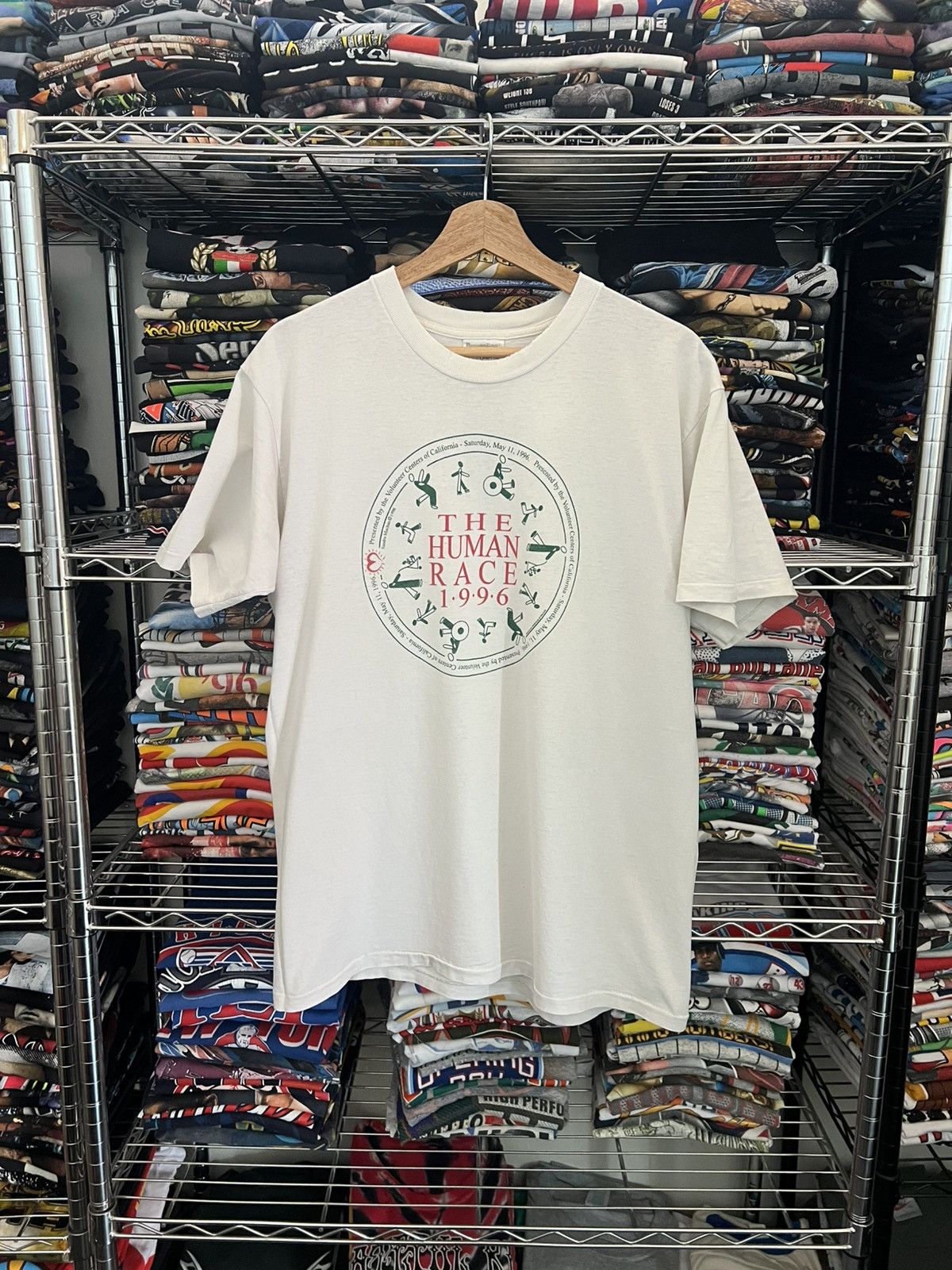 Vintage 1996 The Human Race Sandra Machan Art Single Stitch 90s Tee Size US L / EU 52-54 / 3 - 1 Thumbnail