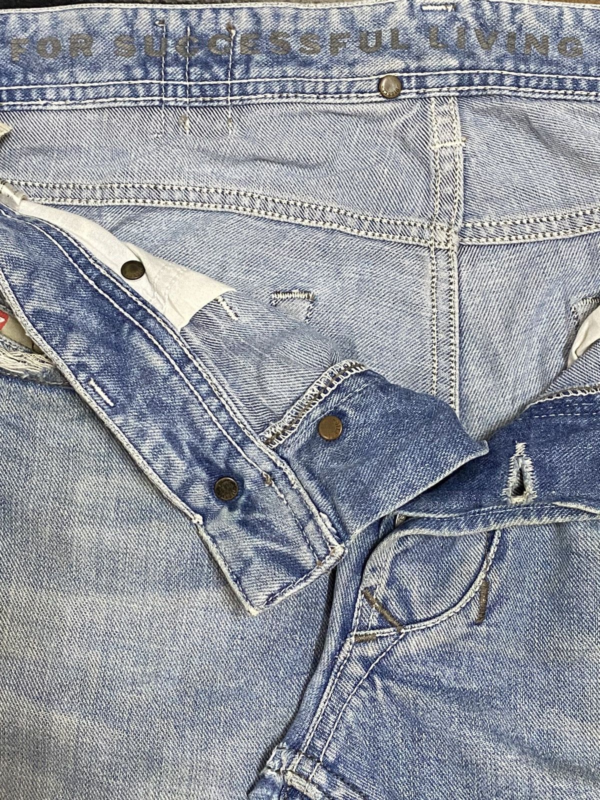Diesel Vtg Diesel Larkee Faded Wash Butterfly Botton Loose Jeans Size US 34 / EU 50 - 14 Thumbnail