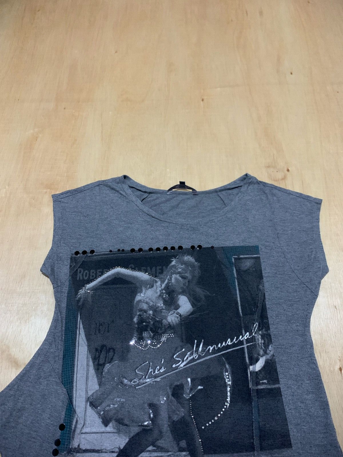 Japanese Brand Y2k Tomboy Women's Tshirt Size ONE SIZE - 2 Thumbnail