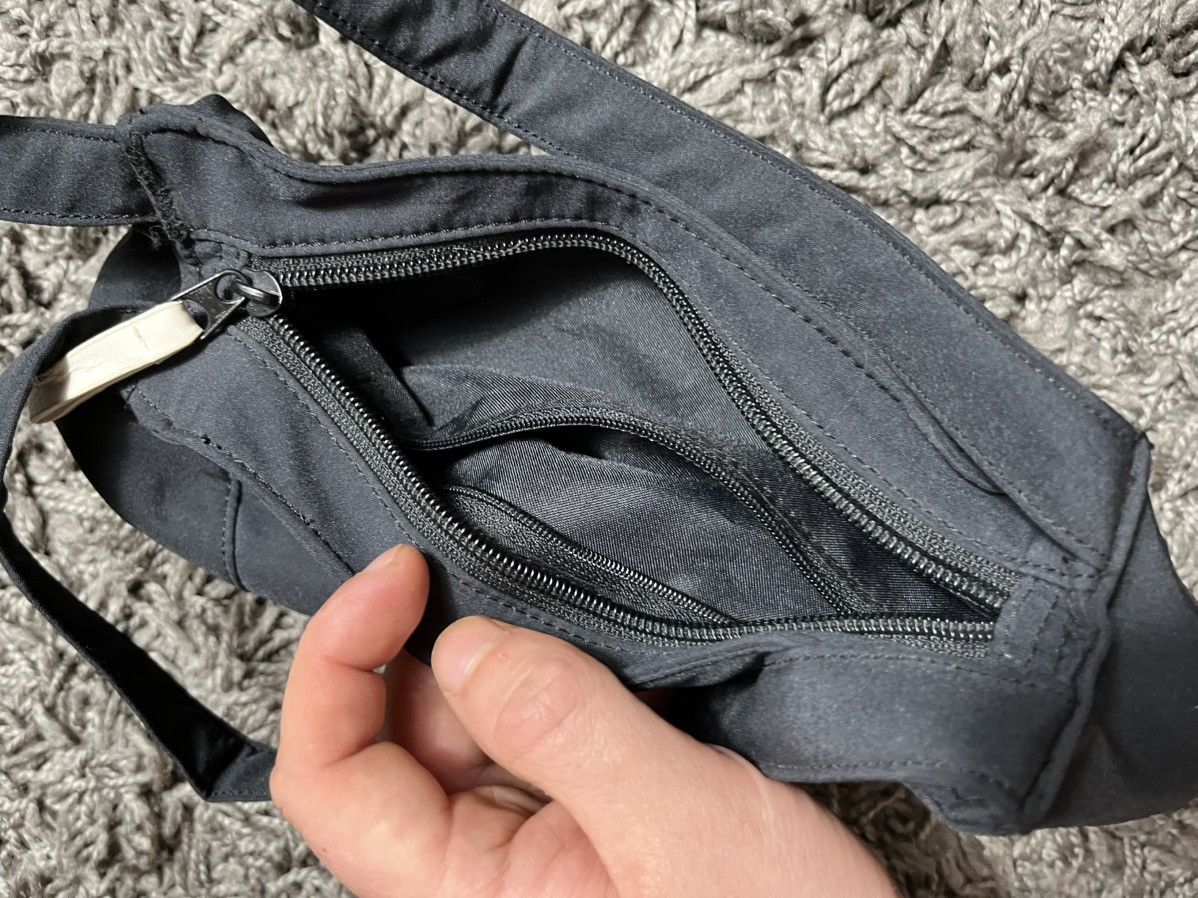 Puma PUMA VINTAGE 00s HANDLE WMNS BAG STREET STYLE Size ONE SIZE - 4 Thumbnail