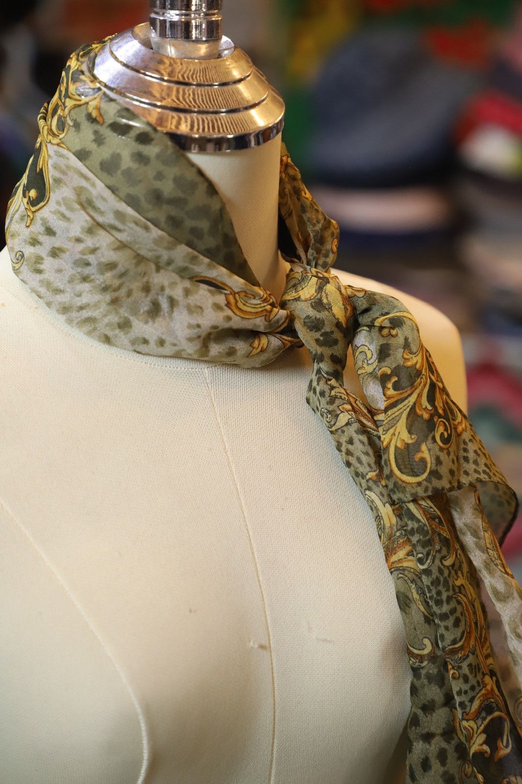 Japanese Brand × Vintage Scarf Japanese Vintage Scarves Size ONE SIZE - 9 Thumbnail