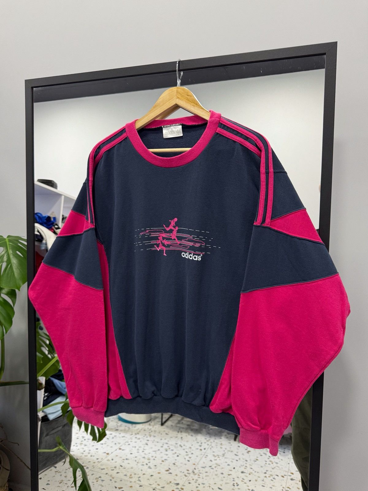 Adidas Adidas vintage marathon sweatshirt size L Size US L / EU 52-54 / 3 - 1 Thumbnail
