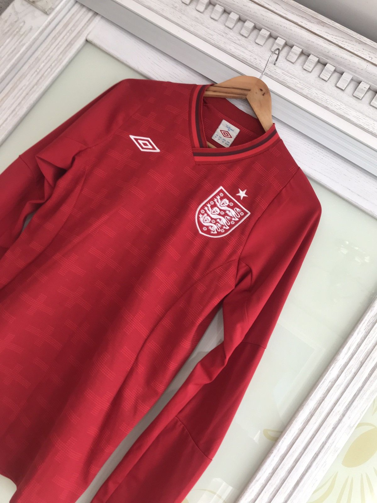 Umbro England 2012-2013 Home Goalkeeper Soccer Jersey Football Kit Size US S / EU 44-46 / 1 - 5 Thumbnail