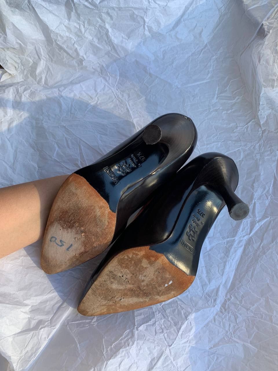 Vintage Vicini vintage dark-brown pumps with pointed toe Size US 6.5 / IT 36.5 - 5 Thumbnail
