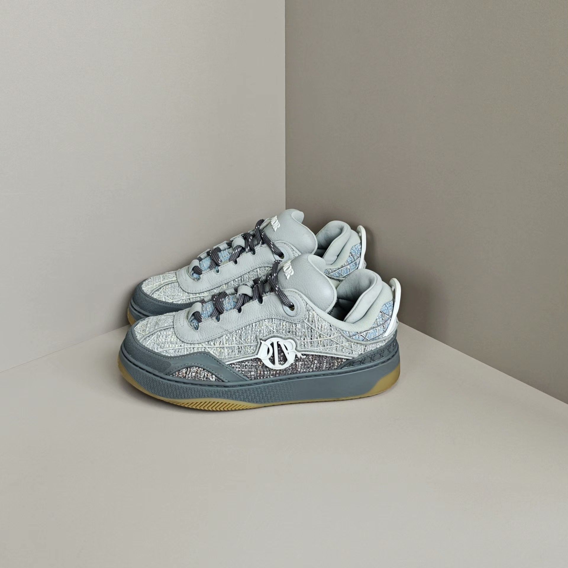 Dior Dior Limited Lowtop Sneakers 7 Men Size US 7 / EU 40 - 1 Thumbnail