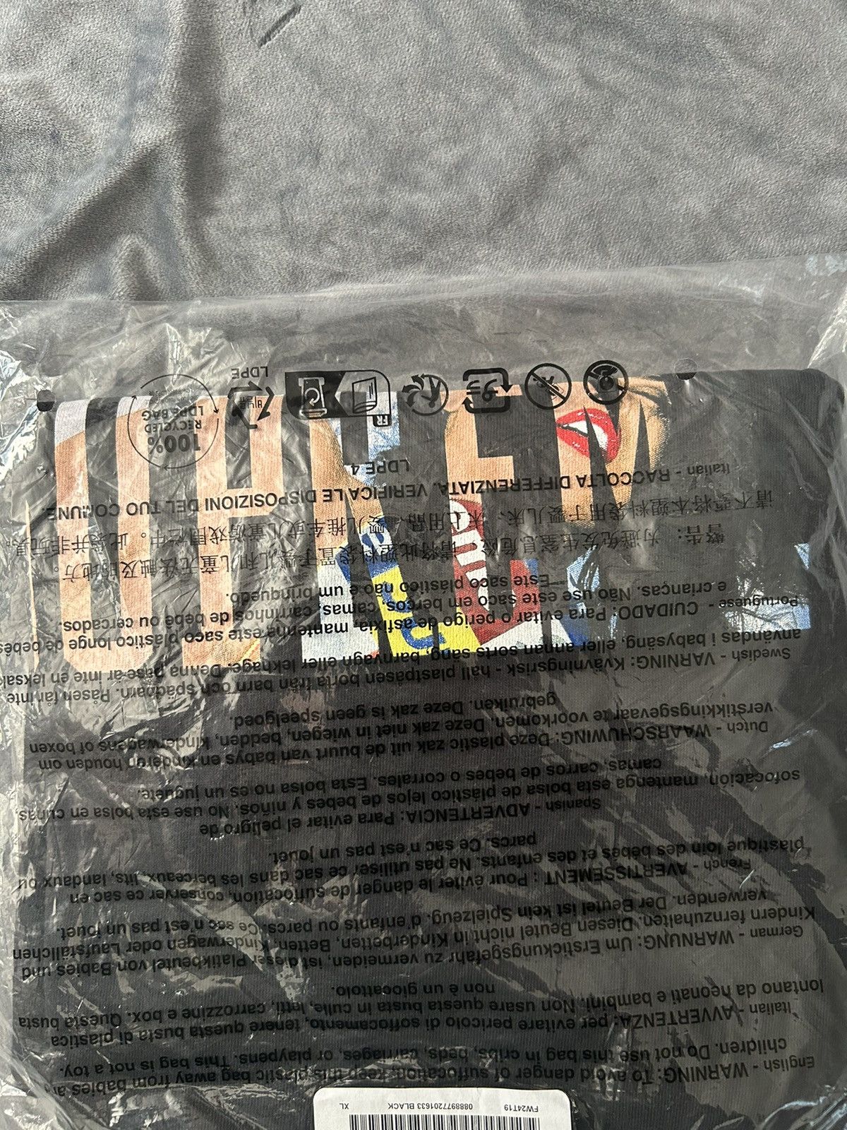 Supreme Surpeme Tera Patrick Tee Black XL FW24 Size US XL / EU 56 / 4 - 4 Thumbnail