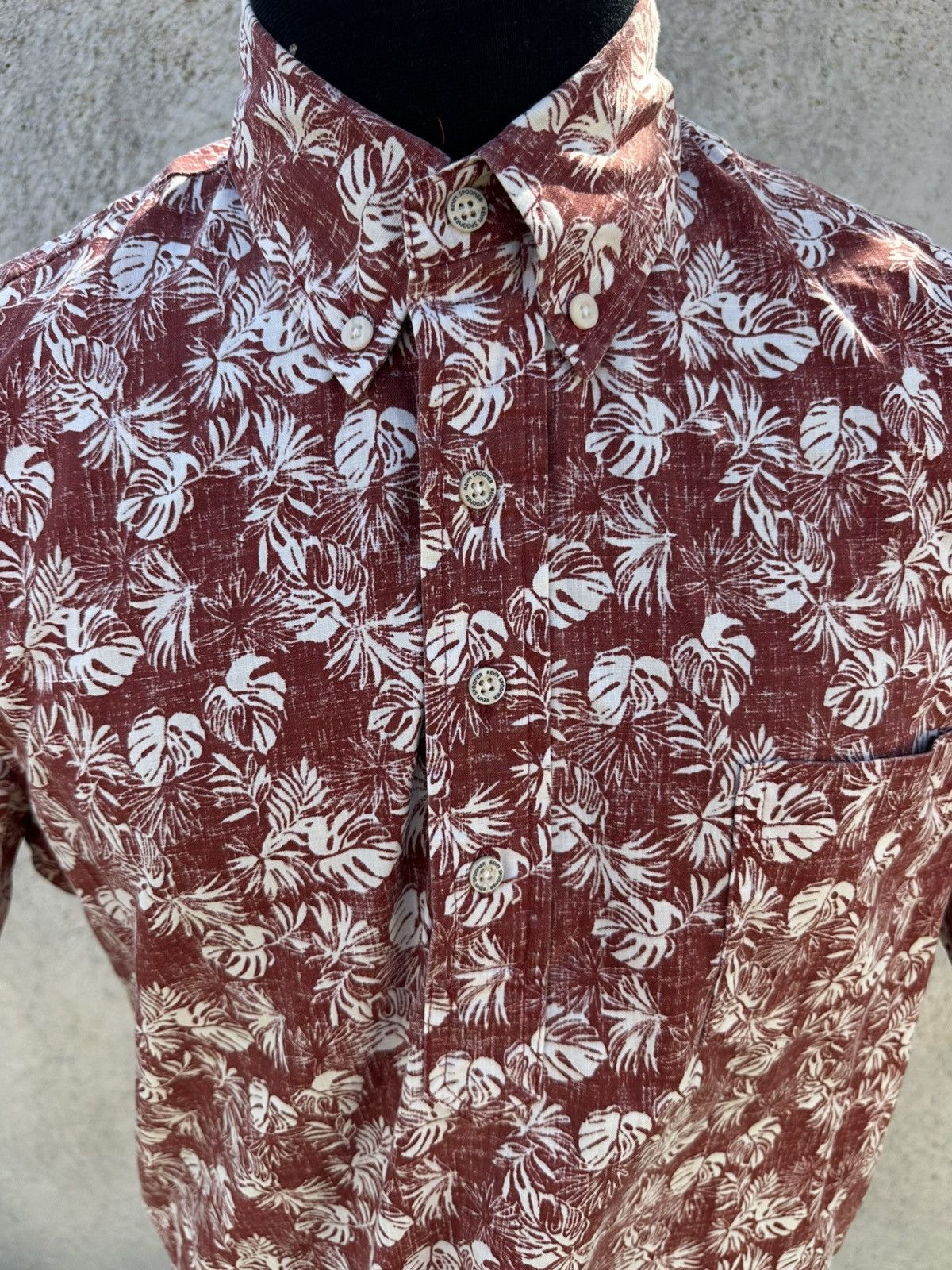Reyn Spooner PreOwned Reyn Spooner Classic Red Hawaiian Print Men's S Size US S / EU 44-46 / 1 - 3 Thumbnail