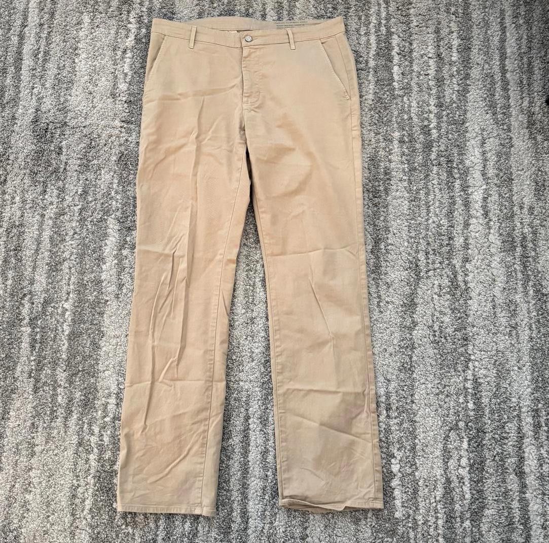 AG Adriano Goldschmied Adriano Goldschmied Supply Khaki Chino Pants – Size 36x33 Size US 36 / EU 52 - 1 Thumbnail