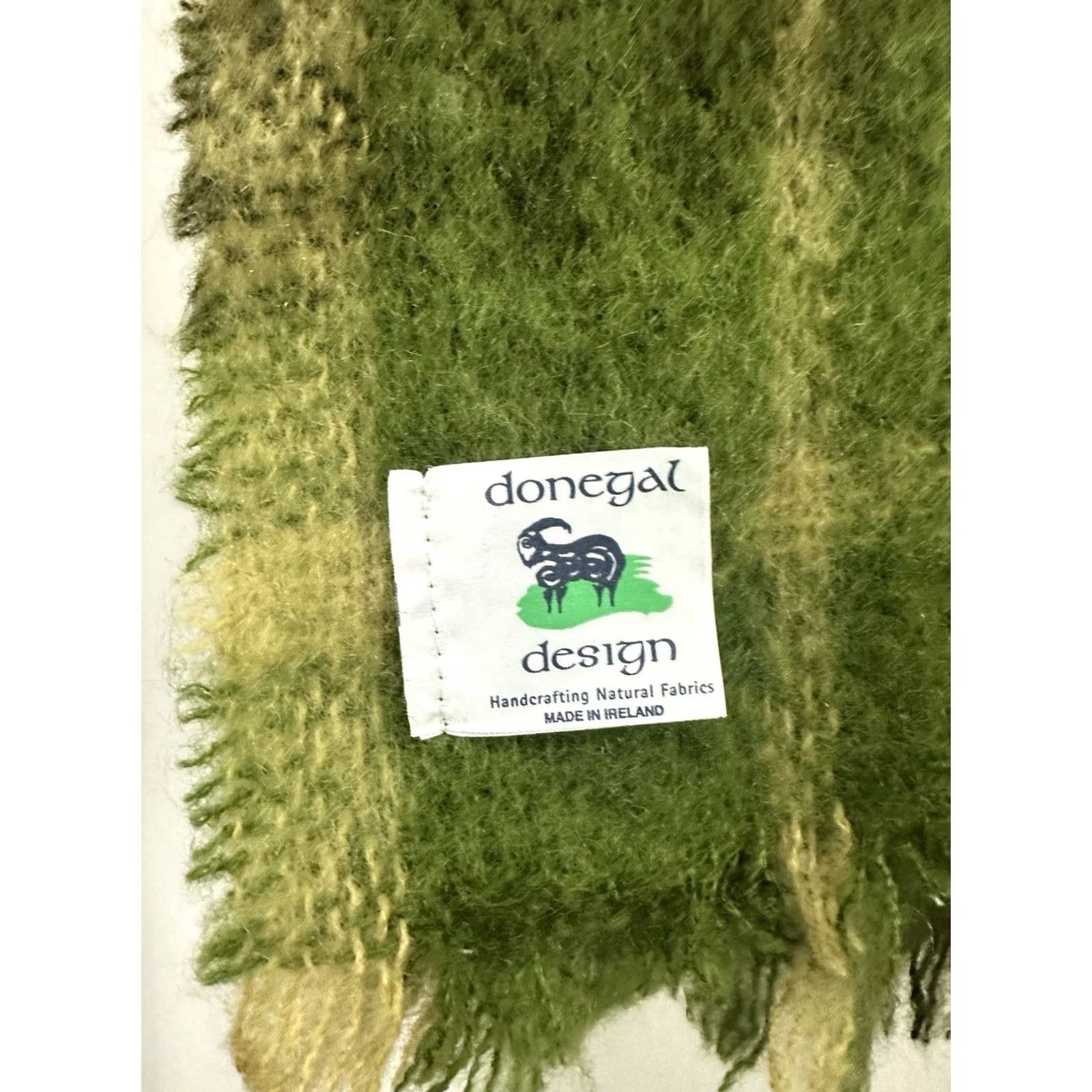 Vintage VINTAGE DONEGAL DESIGN Scarf Mohair Wool Striped GREEN Ireland Hand Woven Mens Ladies Size ONE SIZE - 2 Thumbnail