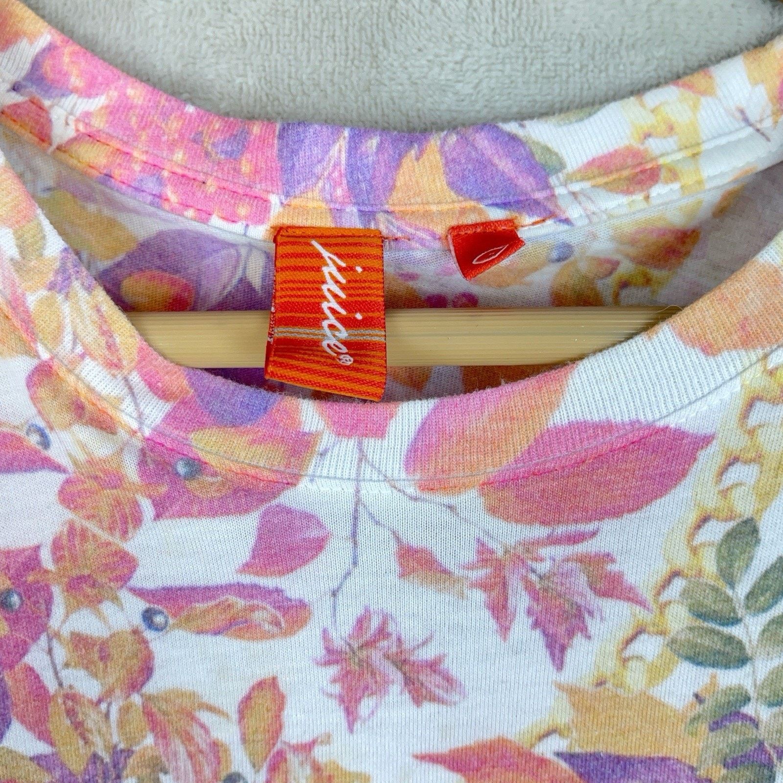 Other Vintage Y2K Juice Men's AOP Tropical Parrot T Shirt Men's S Size US S / EU 44-46 / 1 - 3 Thumbnail