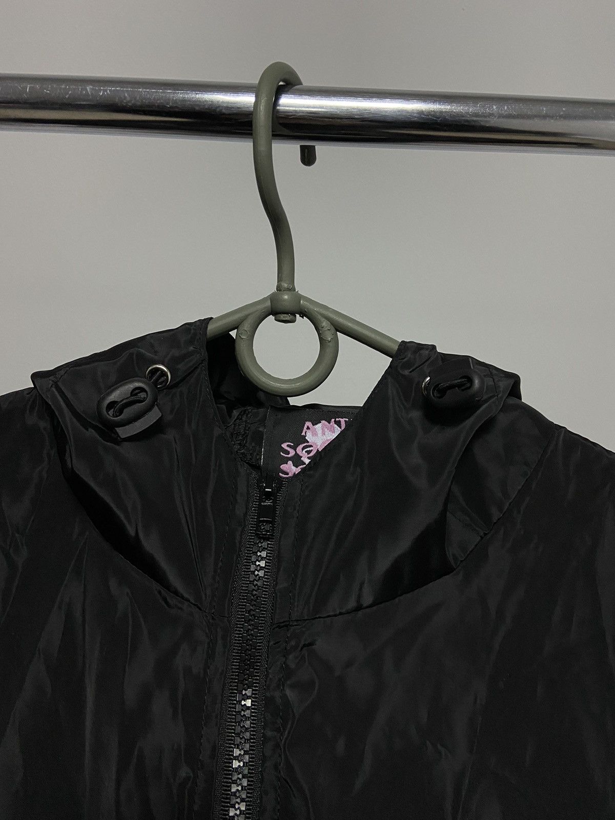 Anti Social Social Club × Undefeated × Vintage Anti social social club undefeated paranoid jacket big logo Size US XL / EU 56 / 4 - 6 Thumbnail