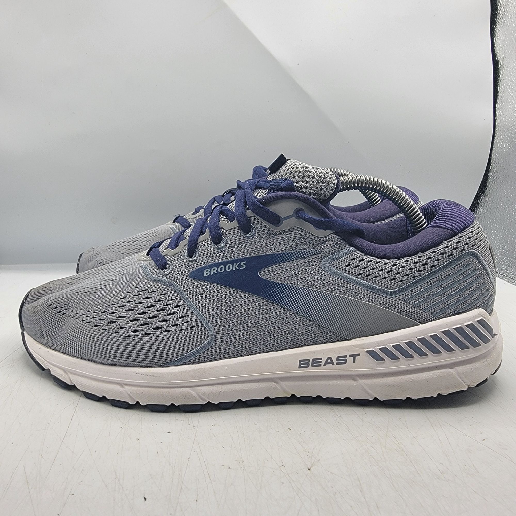 Brooks Brooks Beast 20 Mens 9.5 Gray Sneaker Shoes Casual Walking W Size US 9.5 / EU 42-43 - 12 Thumbnail