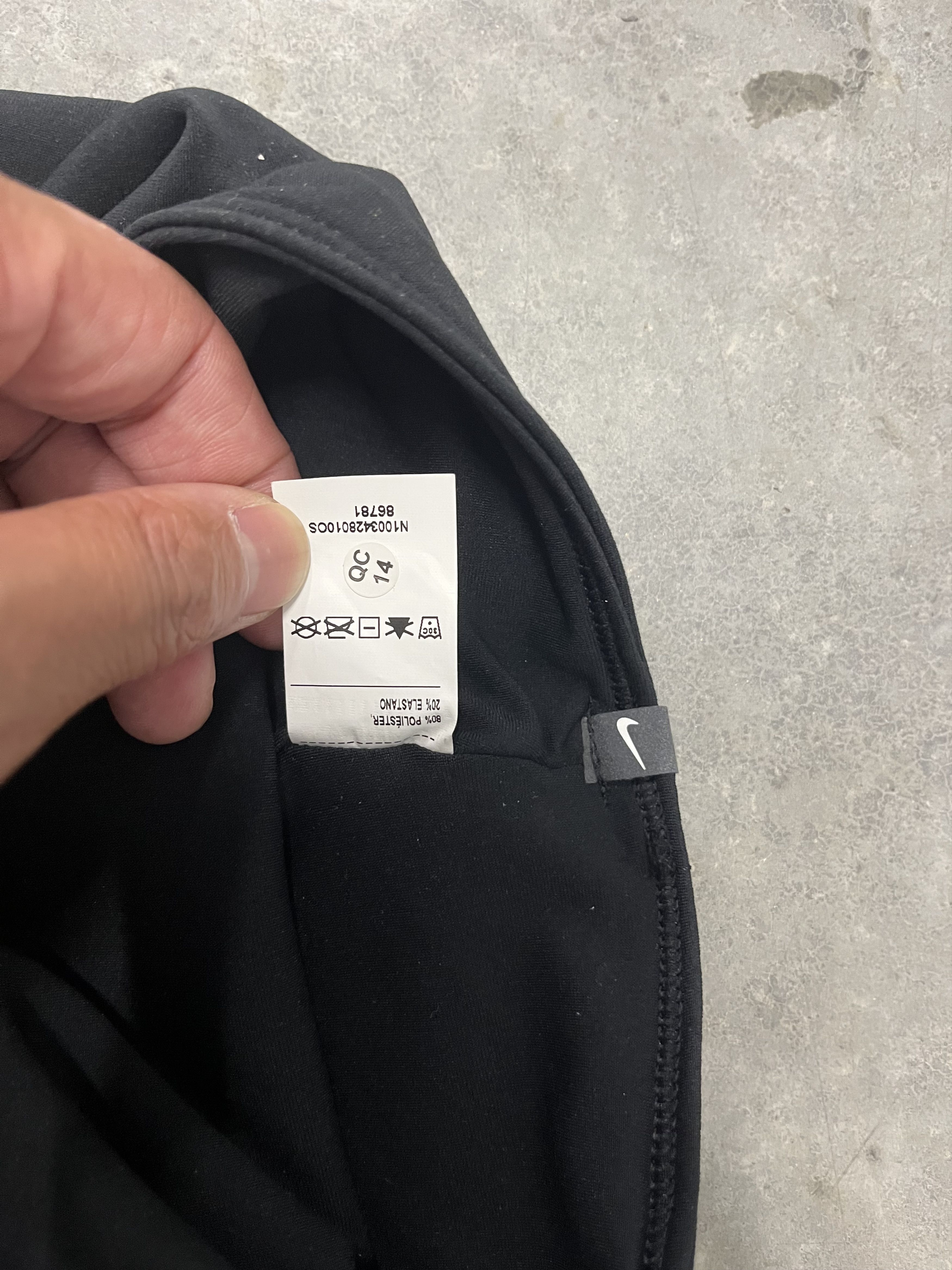 Nike × Supreme Nike x Supreme neck warmer Size ONE SIZE - 4 Thumbnail