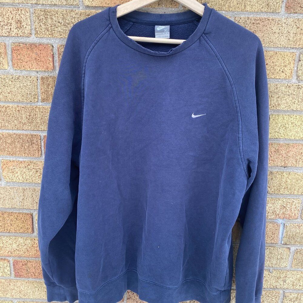 Nike × Vintage Vintage 90s Nike Crewneck Sweater XL Navy Blue Size US XL / EU 56 / 4 - 4 Thumbnail