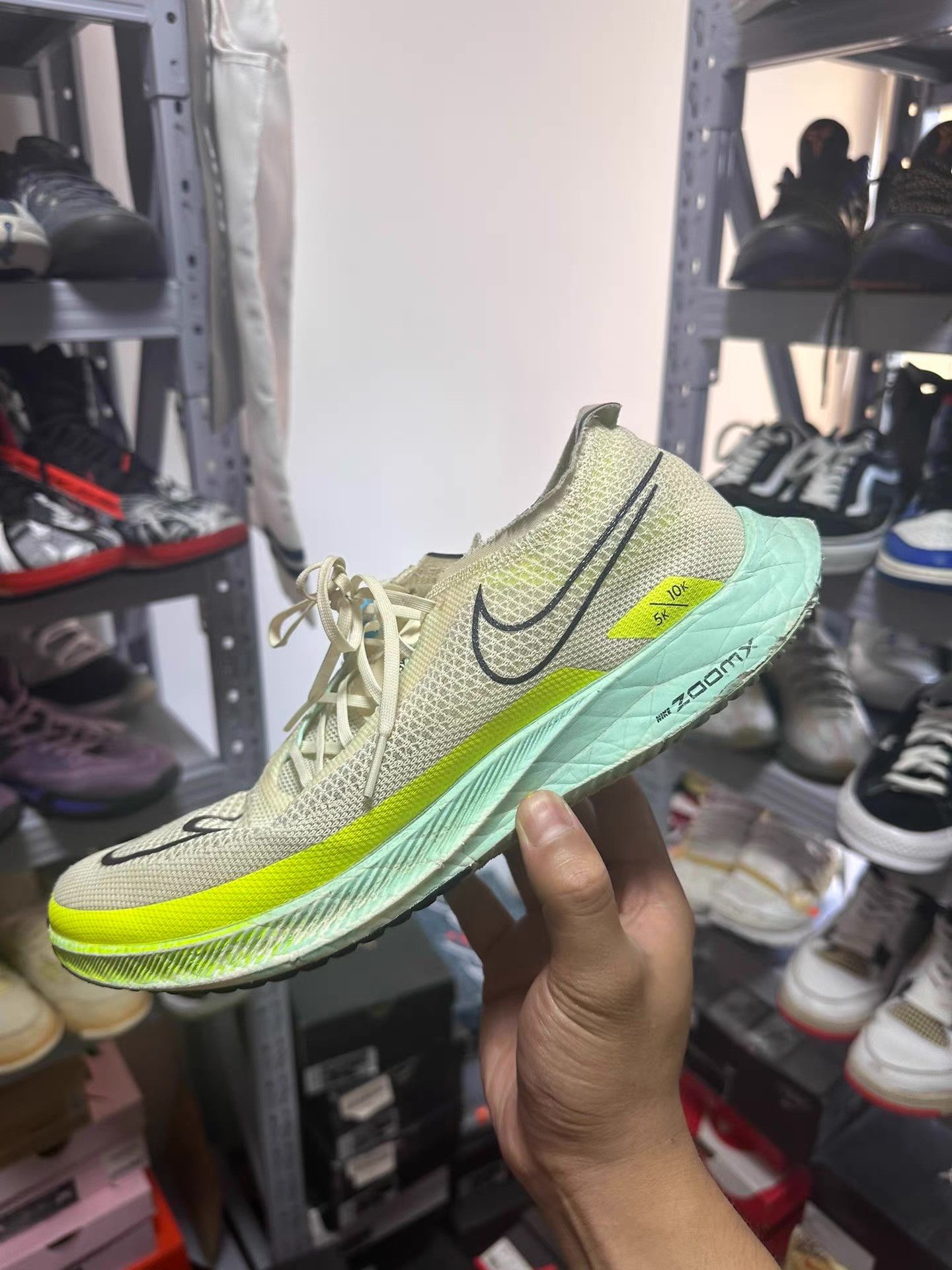 Nike Nike ZoomX Streakfly Running Shoes Ｑ20 Size US 10 / EU 43 - 4 Thumbnail