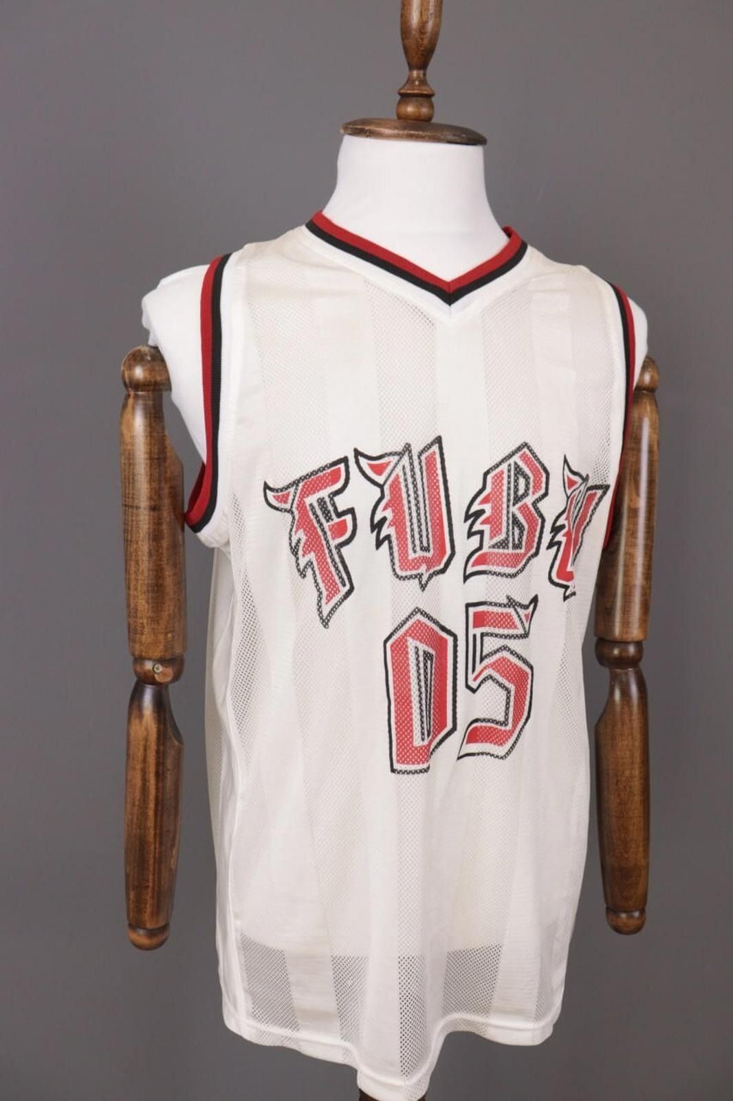Fubu Vintage Fubu White V-Neck Pinstripe Big T-Shirt Size 2XL Size US XXL / EU 58 / 5 - 4 Thumbnail