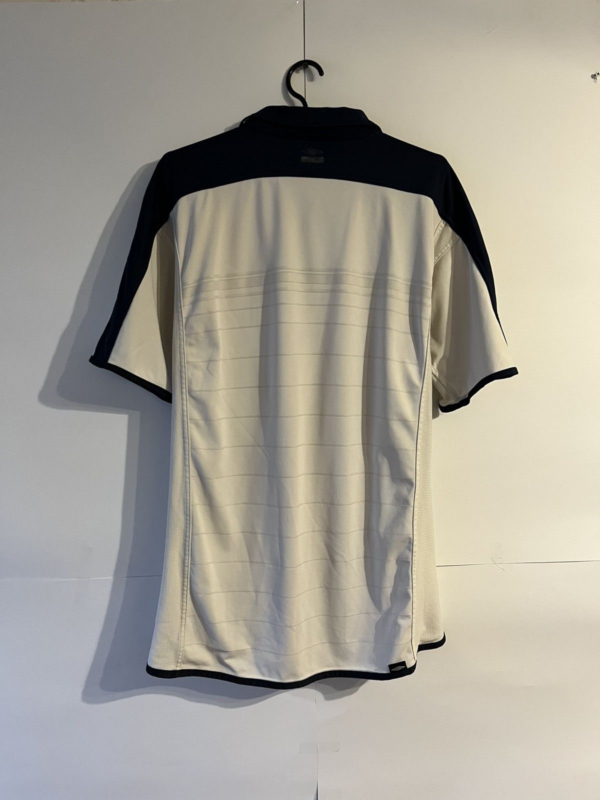 Umbro Umbro England 2003-05 Home Reversible Polo Soccer Jersey Size US L / EU 52-54 / 3 - 12 Thumbnail