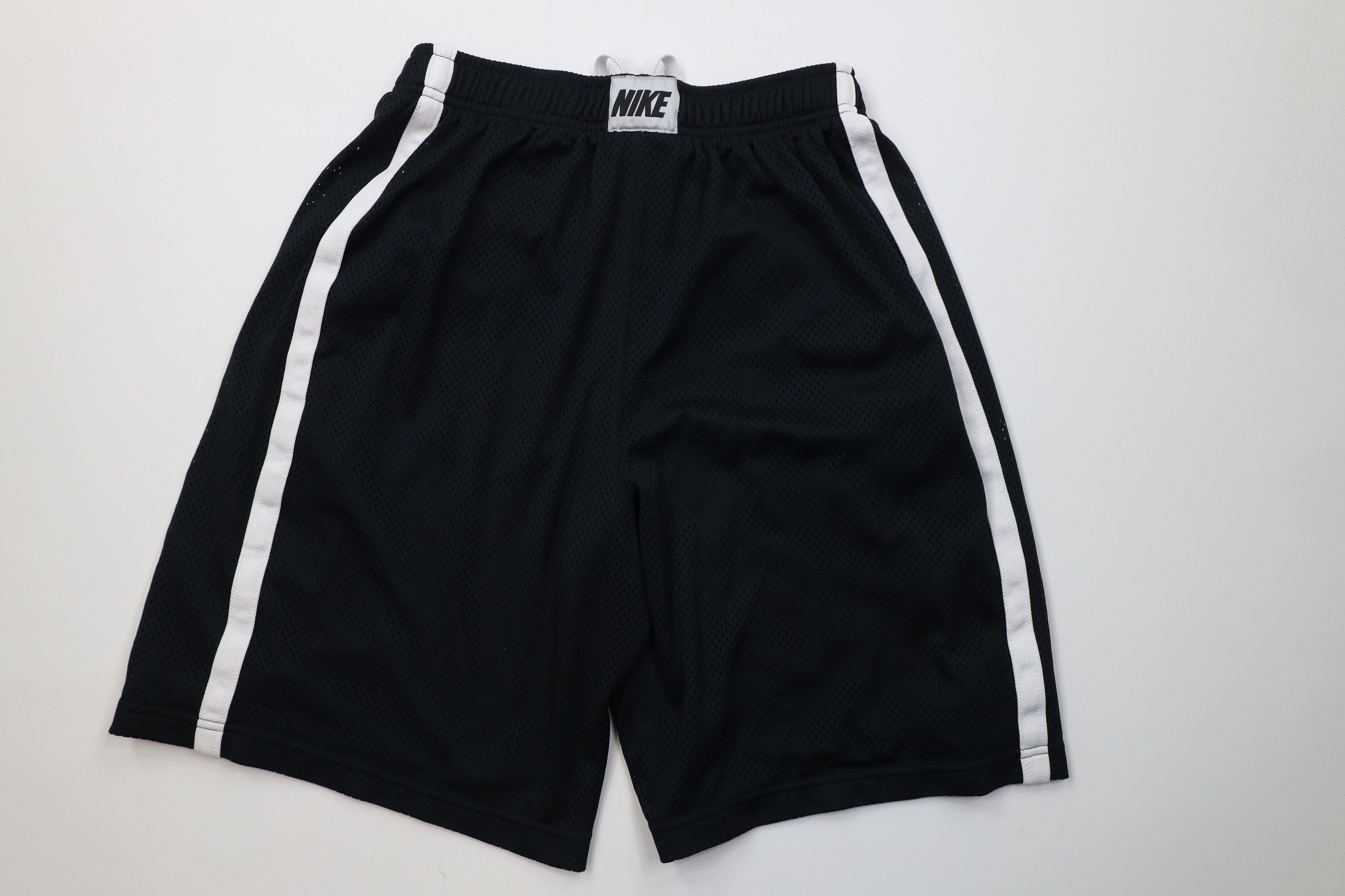 Nike Vintage Nike Scott Mini Swoosh Irish Baseball Mesh Shorts Size US 32 / EU 48 - 9 Thumbnail