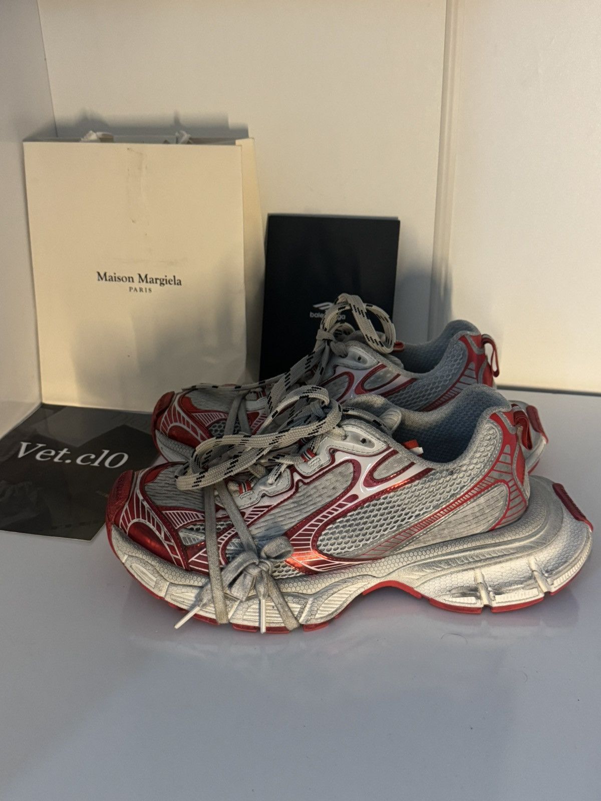 Balenciaga ✅Balenciaga 3xl White red 42 Size US 9 / EU 42 - 1 Thumbnail
