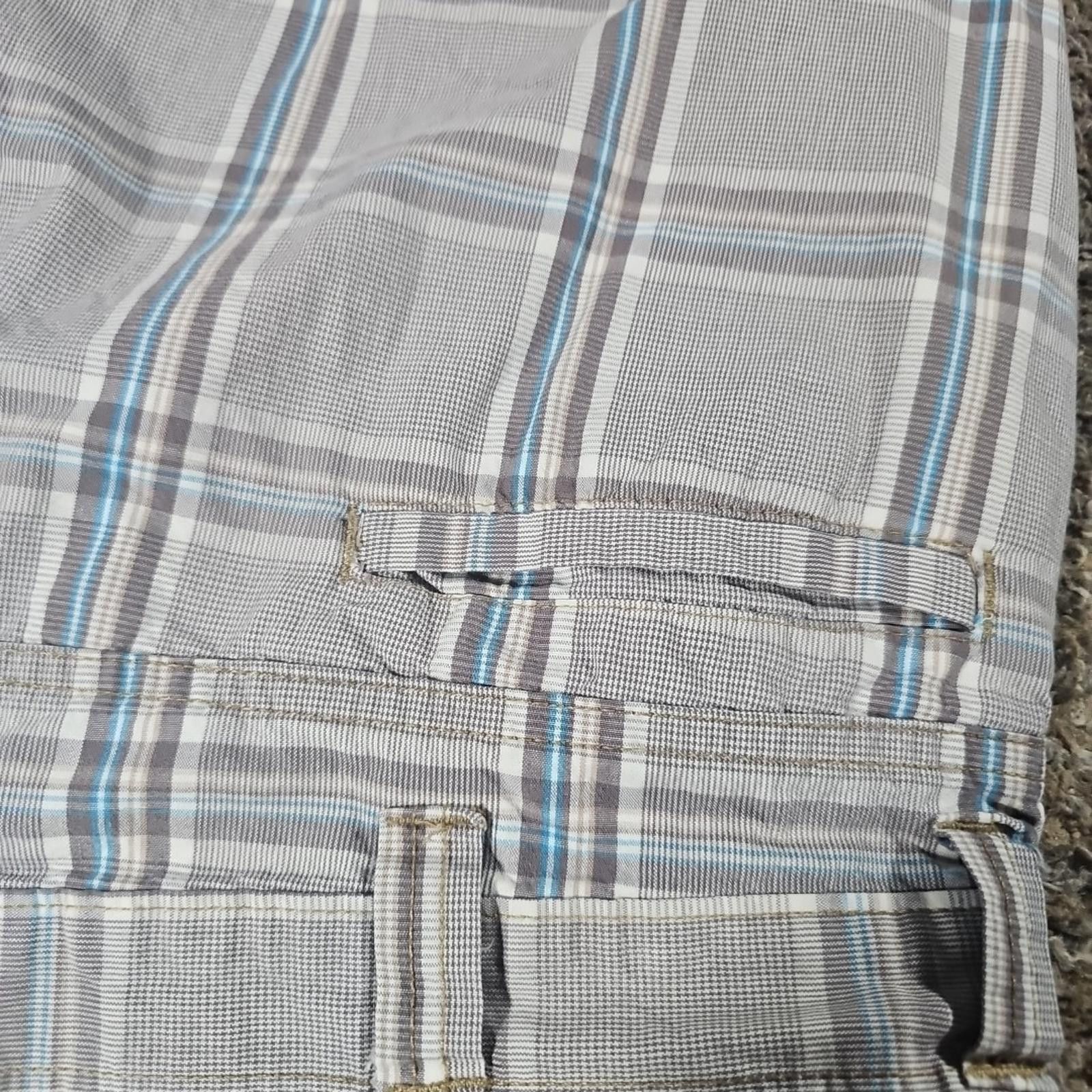 Wrangler Wrangler Sz 36 Gray Blue Windowpane Cargo Shorts Size US 36 / EU 52 - 7 Thumbnail