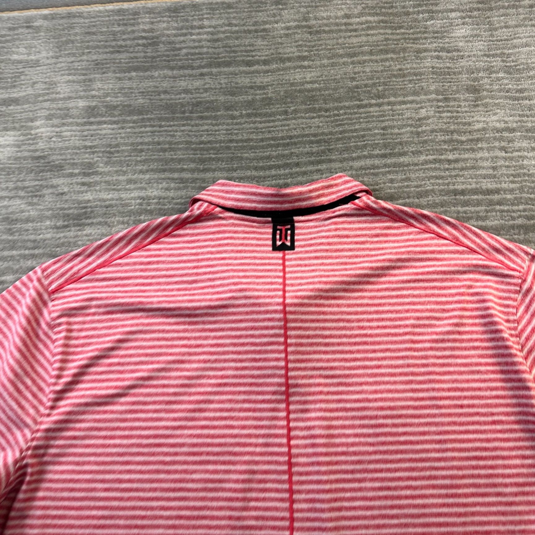 Nike Nike Tiger Woods Polo Shirt Mens XL Red Dri-Fit Vapor Dry Stripe Short Sleeve Collared Button Sports Casual Golf Polo Mens Size US XL / EU 56 / 4 - 5 Thumbnail