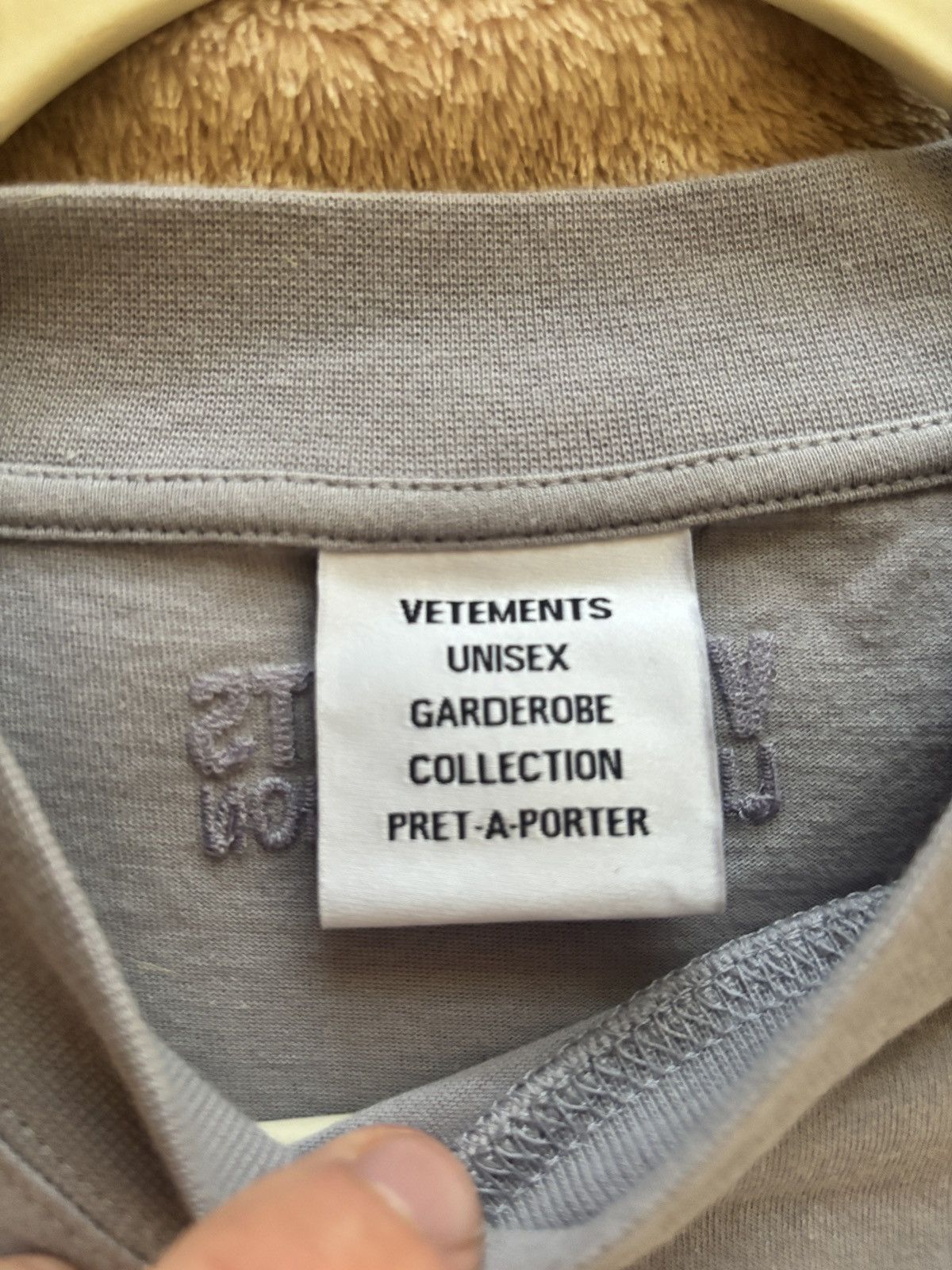 Vetements Vetements lavender tee Size US XL / EU 56 / 4 - 2 Thumbnail