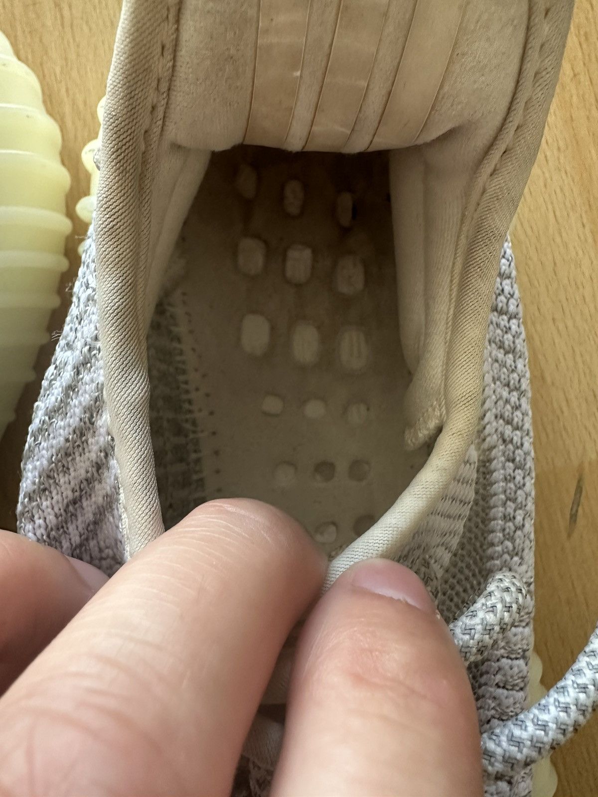 Adidas × Yeezy Yeezy Boost 350 V2 Size US 4 / IT 34 - 7 Thumbnail