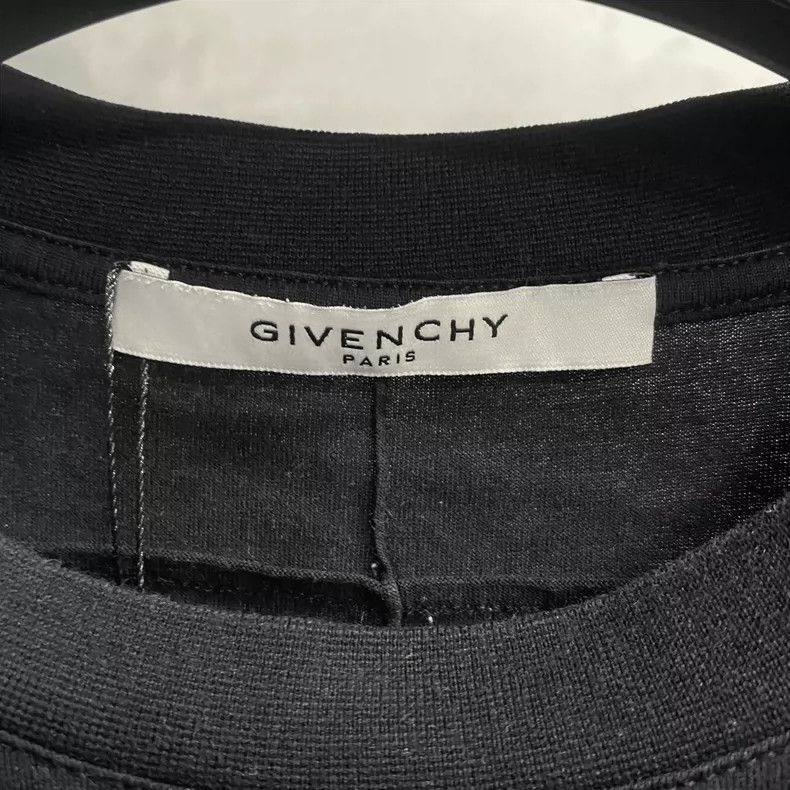 Givenchy Givenchy Black Shark Print Short Sleeve 2505-Nextarrow Size US M / EU 48-50 / 2 - 3 Thumbnail