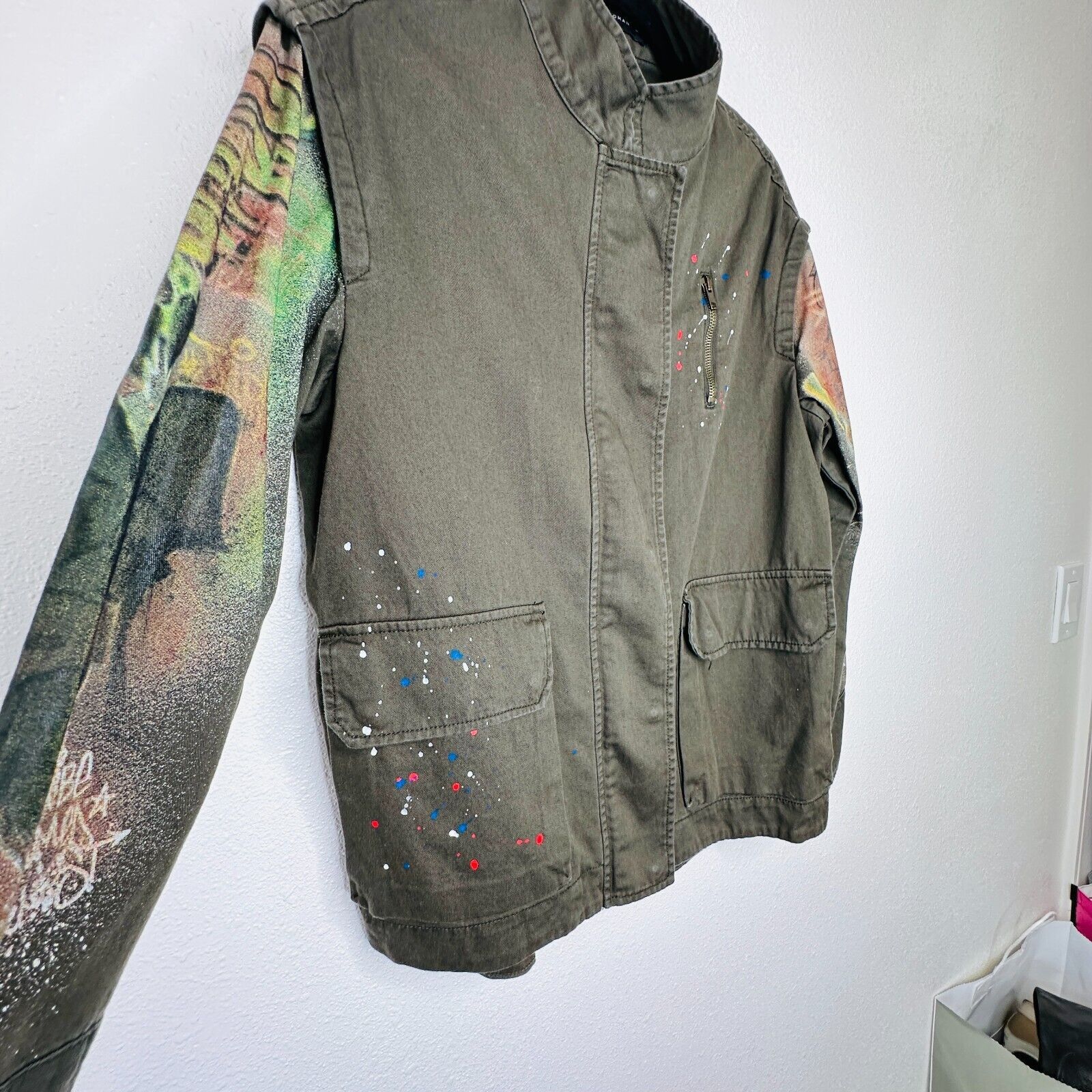 Zara Zara Army Green Grafitti New York Jungle Zip Utility Jacket Size XS / US 0-2 / IT 36-38 - 8 Thumbnail