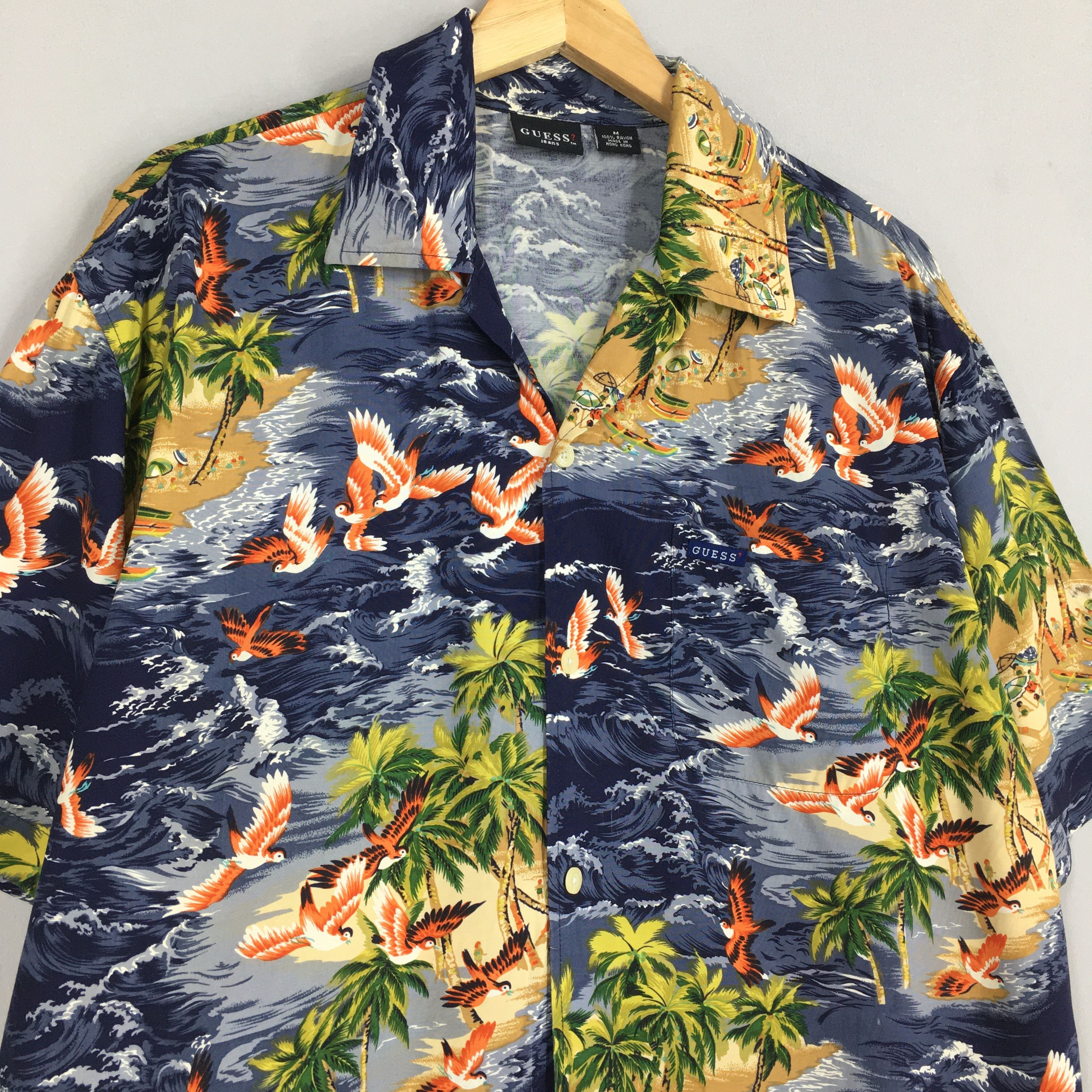 Guess Vintage Guess Hawaiian Aloha Tropical Rayon Shirt Medium Size US M / EU 48-50 / 2 - 3 Thumbnail