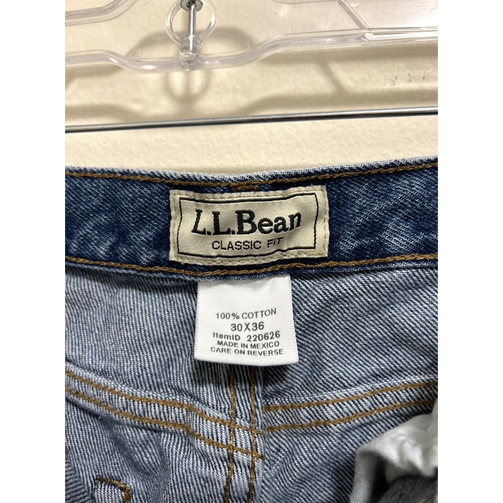 Vintage VINTAGE LL Bean Double L Jeans Mens 30x36 Classic Straight Blue Light Wash 90s 5-Pocket Mens Regular 30in Waist Womens Men’s? Size US 30 / EU 46 - 6 Thumbnail