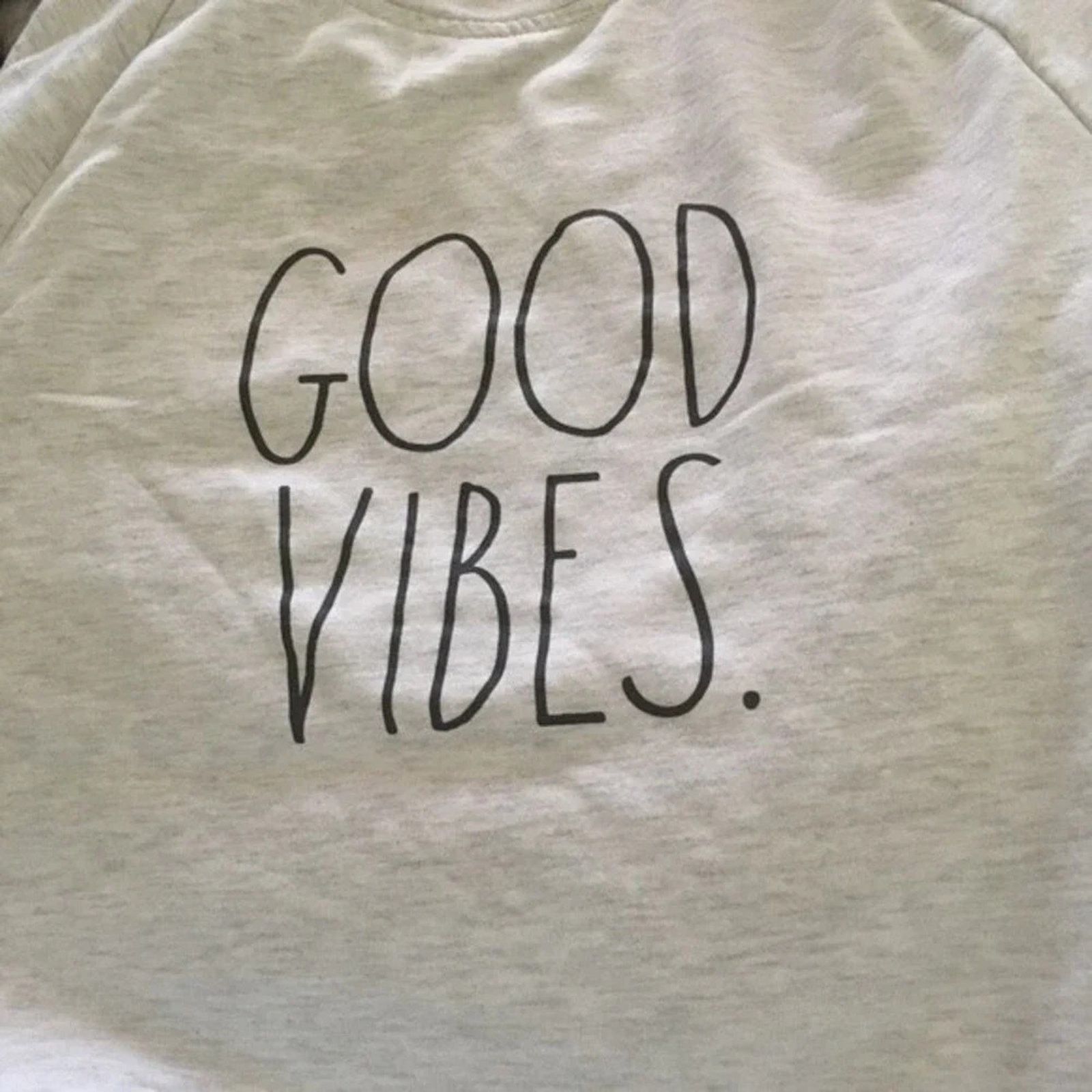 The Unbranded Brand Rae Dunn “GOOD VIBES” Studio Reglan Sweatshirt, size Small Size S / US 4 / IT 40 - 2 Thumbnail