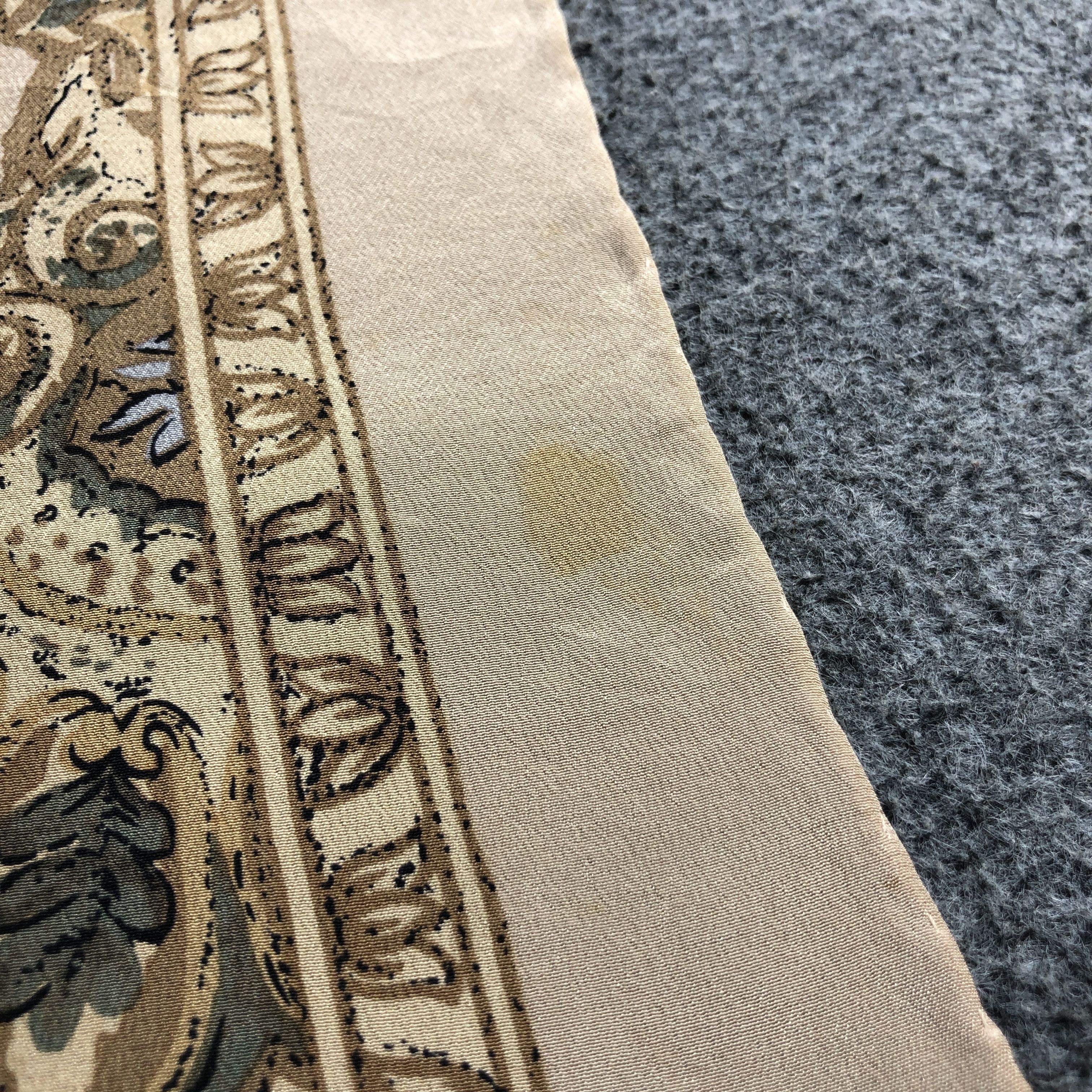 Japanese Brand Vintage Luxury Floral Silk Scarf M1273 Size ONE SIZE - 5 Thumbnail