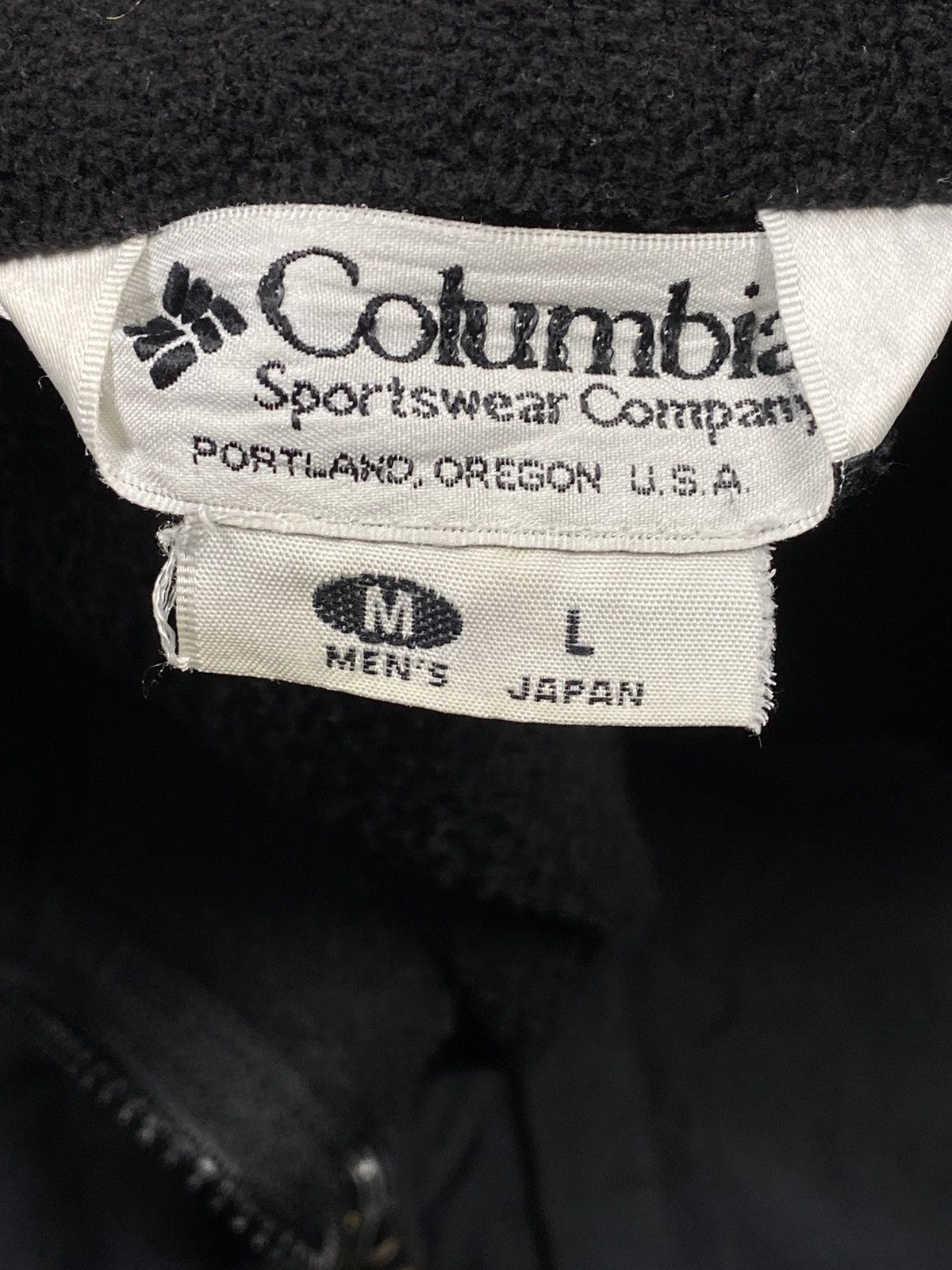 Columbia Vintage Columbia Titanium Full Zip Fleece Jacket Gorpcore Size US L / EU 52-54 / 3 - 15 Thumbnail