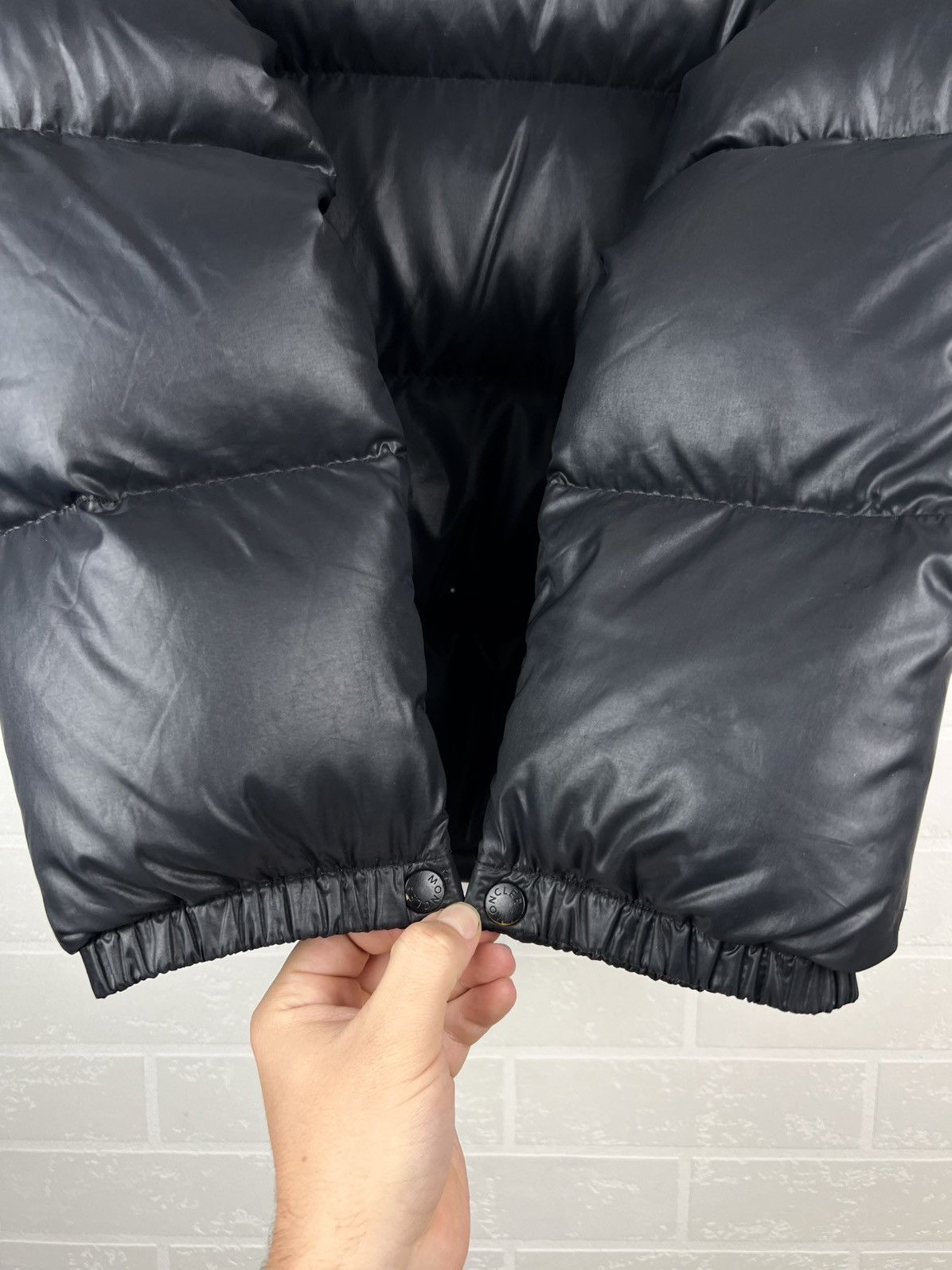 Moncler MONCLER Jacket Down Puffer Patch Logo Black Vintage Rare Men Size US S / EU 44-46 / 1 - 21 Thumbnail
