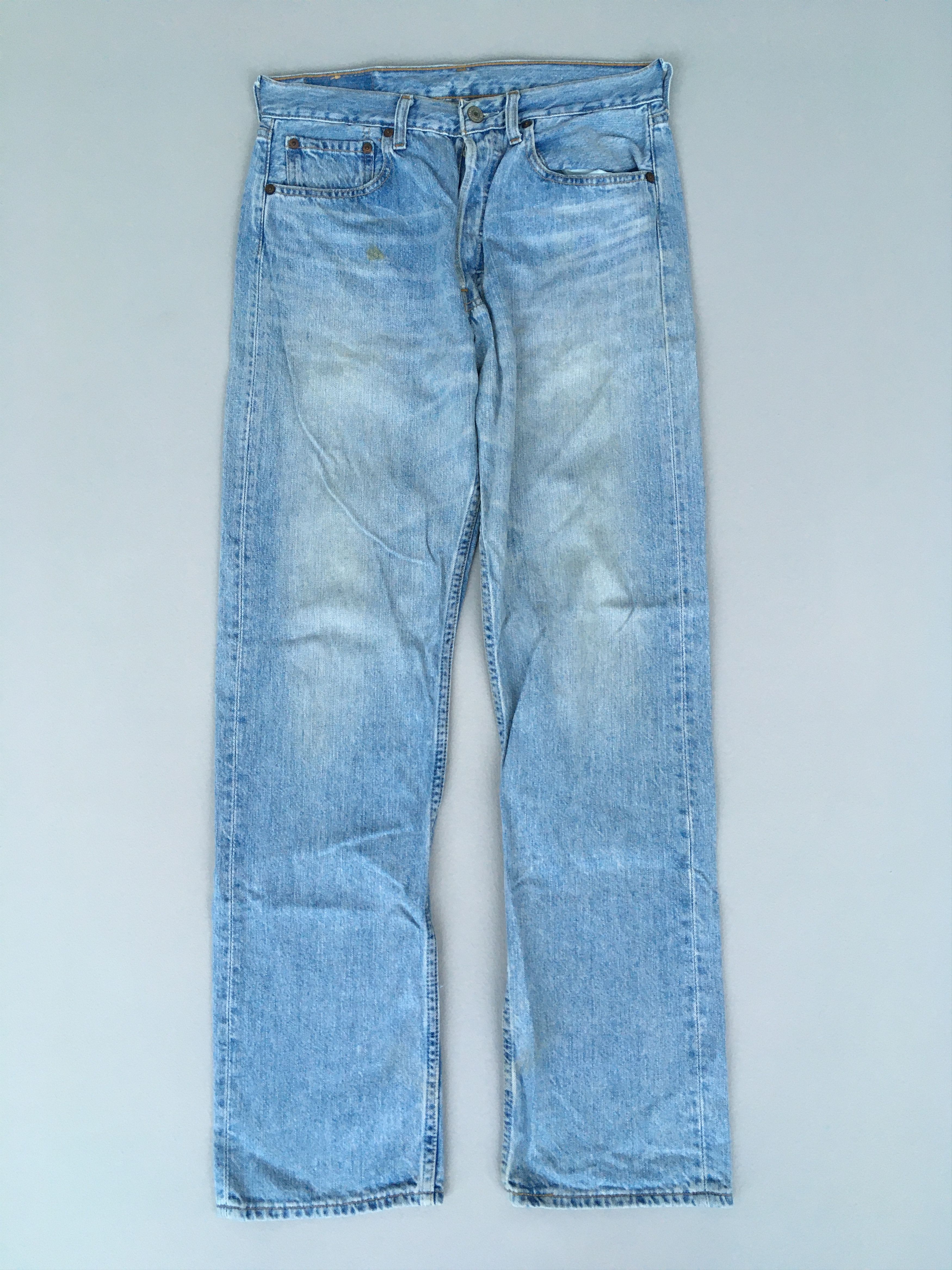 image of Vintage 90's Levis 501 Dirty Denim Jeans Faded Blue Size 30, Men's