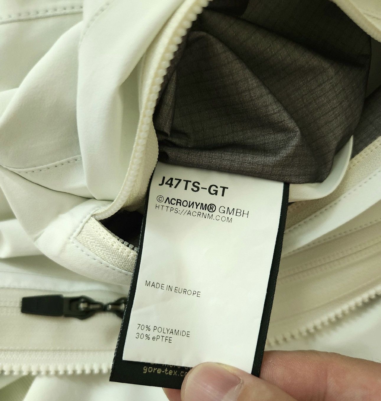 Acronym × Errolson Hugh Acronym J47TS GT Size US S / EU 44-46 / 1 - 6 Thumbnail