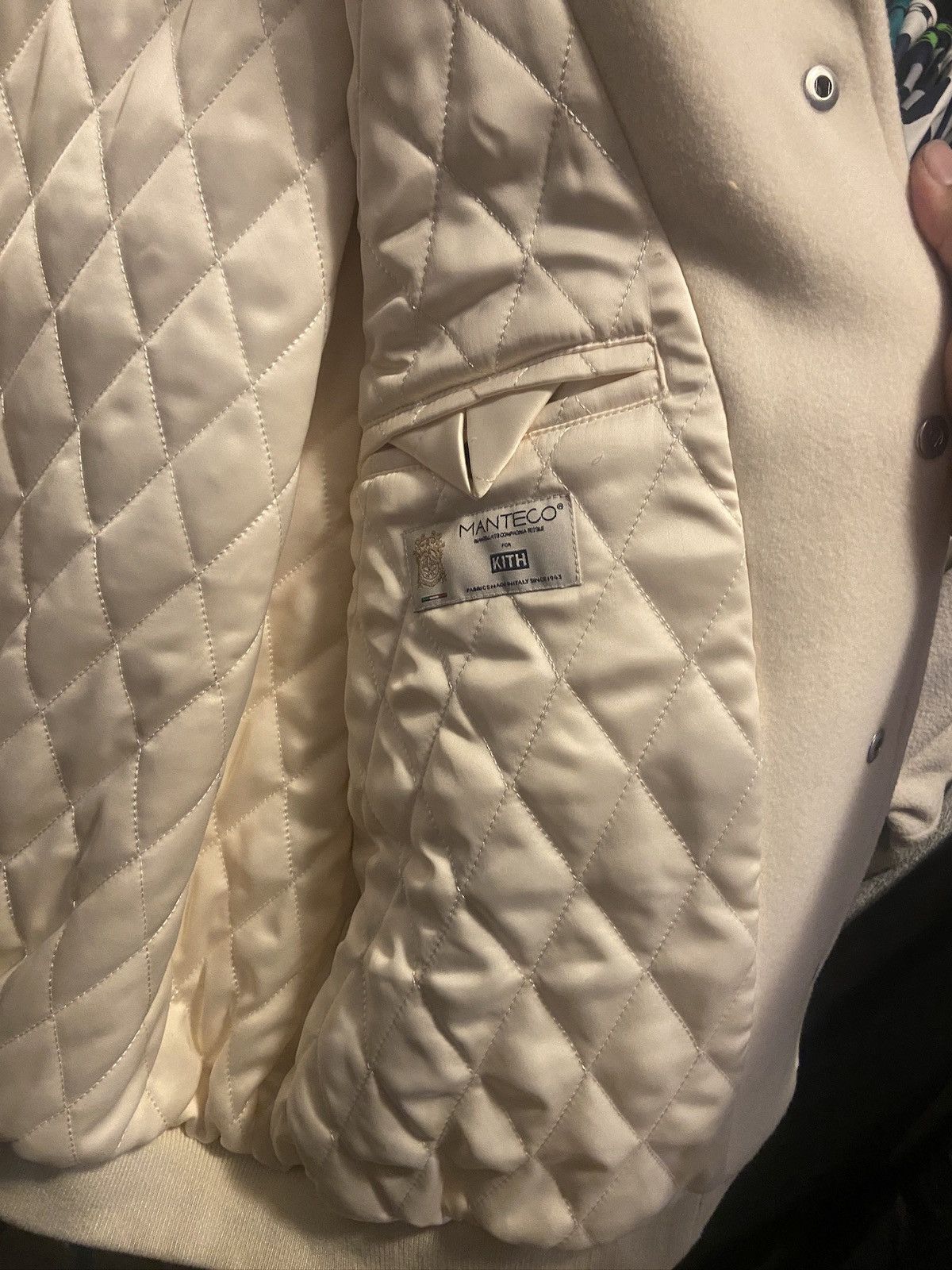 Kith Kith NY to the World Size US XL / EU 56 / 4 - 6 Thumbnail