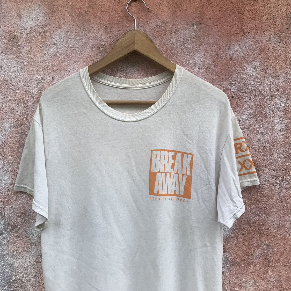Band Tees Thrashed break away face aggression band tee Size US M / EU 48-50 / 2 - 4 Thumbnail