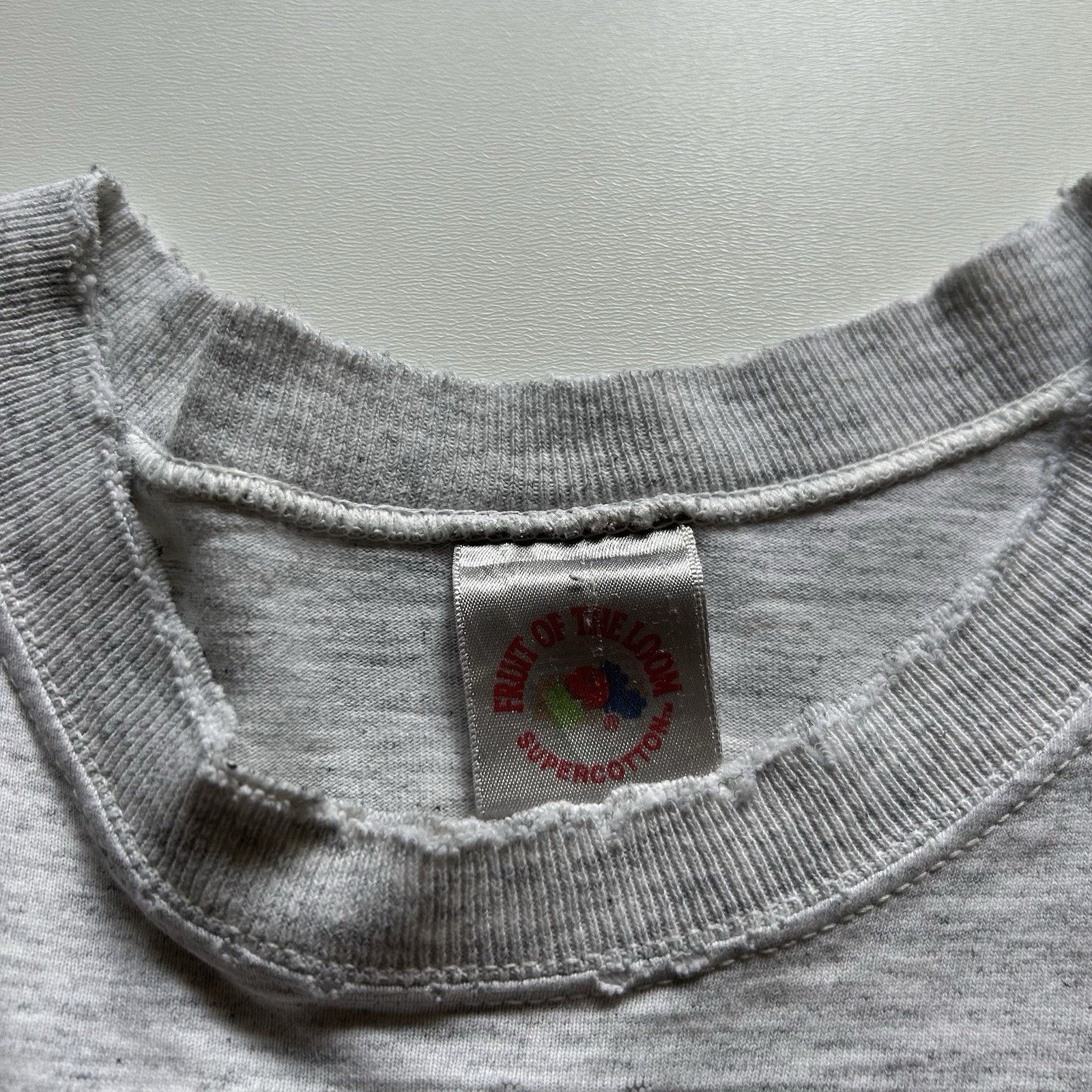 Fruit Of The Loom × NHL × Vintage Vintage Detroit Red Wings T Shirt XXL Gray 90s NHL Hockey Size US XXL / EU 58 / 5 - 3 Thumbnail