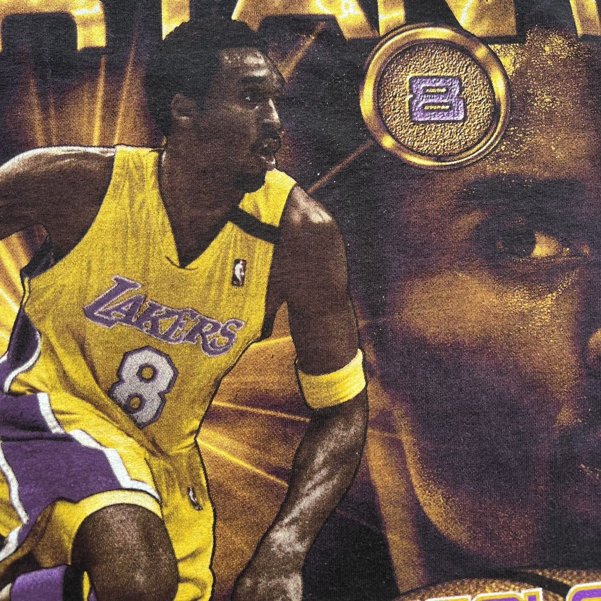 NBA VTG ‘90s Kobe Bryant Gold Coin NBA Tee Shirt Basketball Size US L / EU 52-54 / 3 - 4 Thumbnail