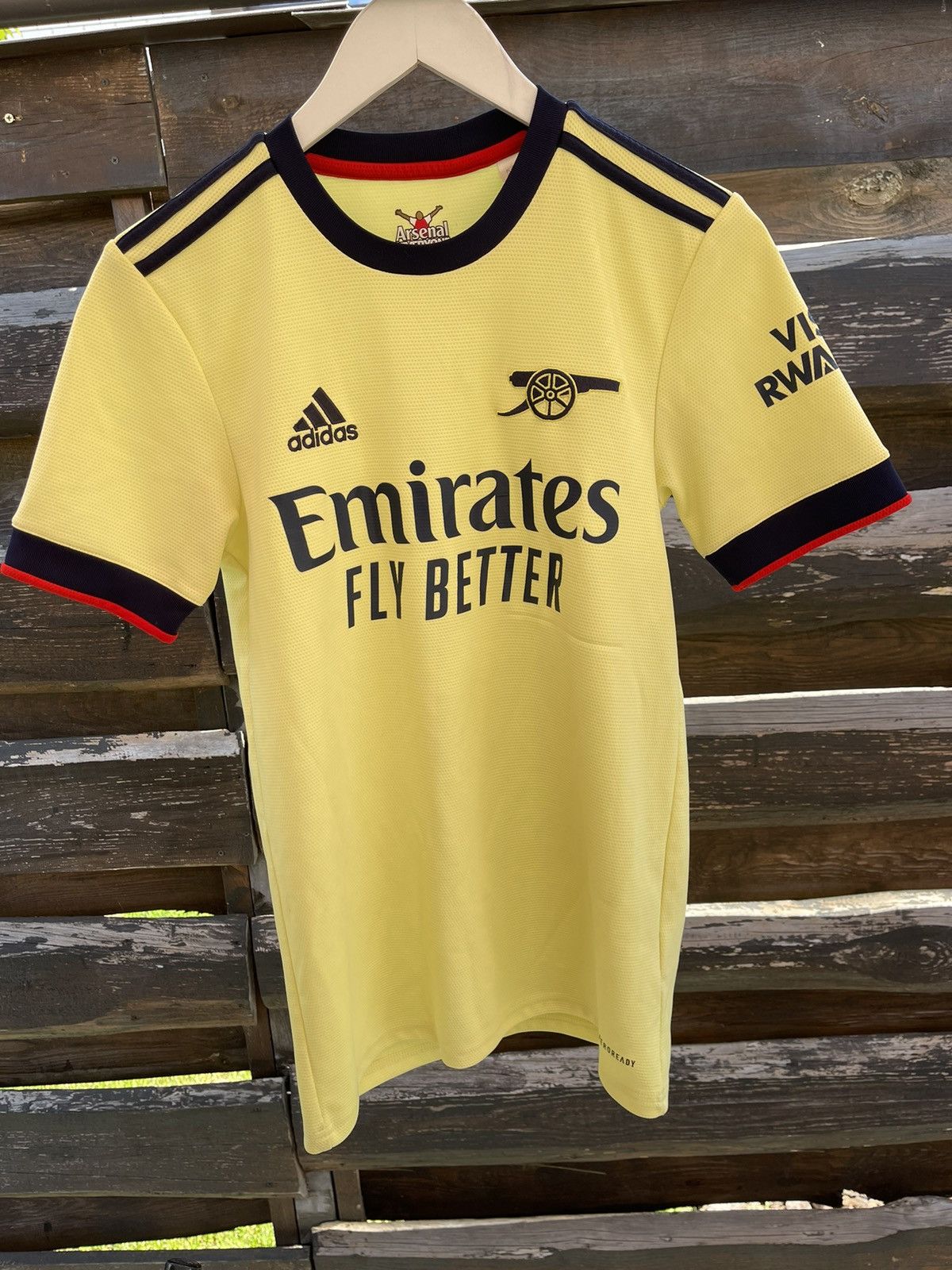 Adidas 2021 Adidas Arsenal soccer jersey Man XS Size US XS / EU 42 / 0 - 13 Thumbnail