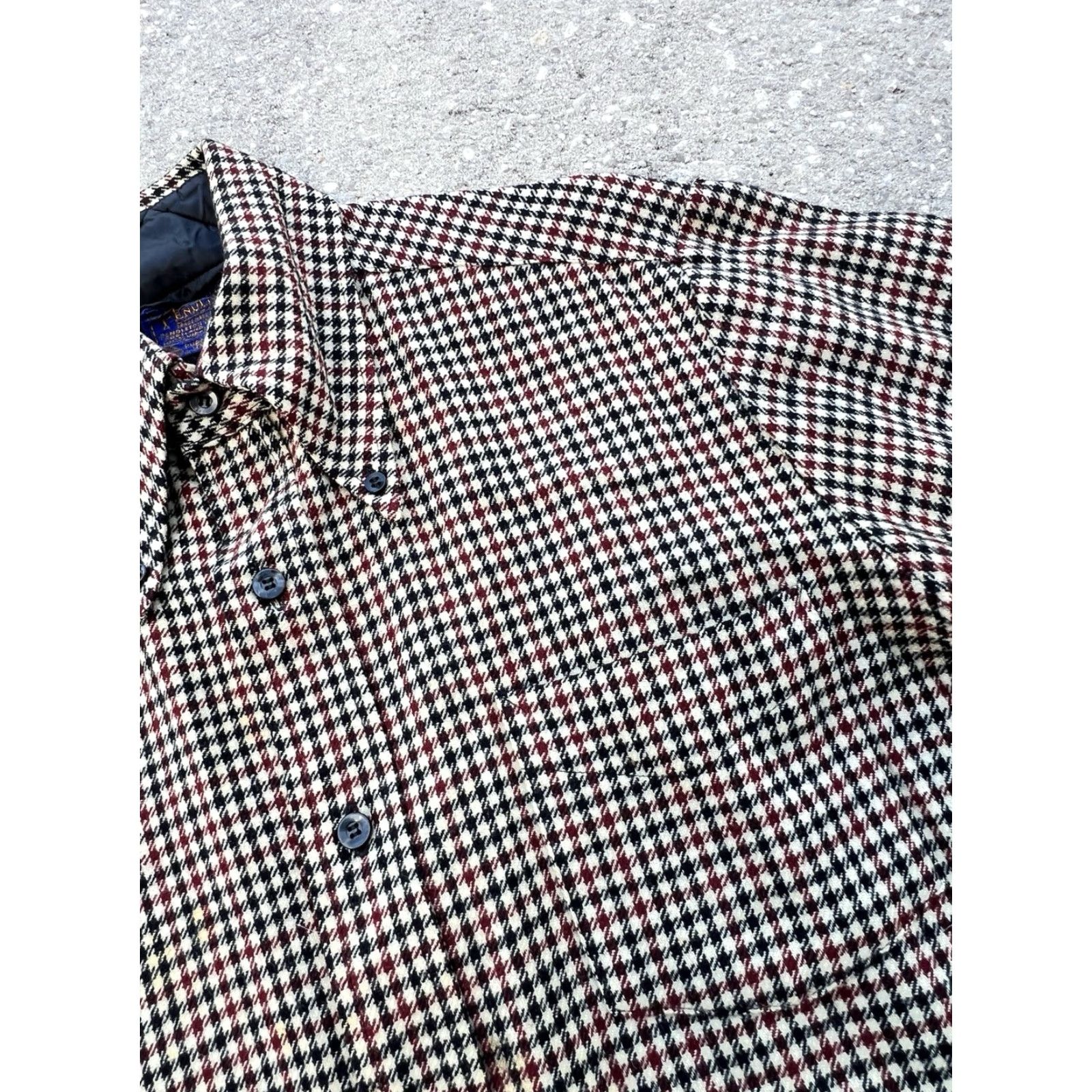 Pendleton VINTAGE Pendleton Houndstooth Plaid 100% Wool Flannel Shirt Medium Men Button-Up Size US M / EU 48-50 / 2 - 4 Thumbnail
