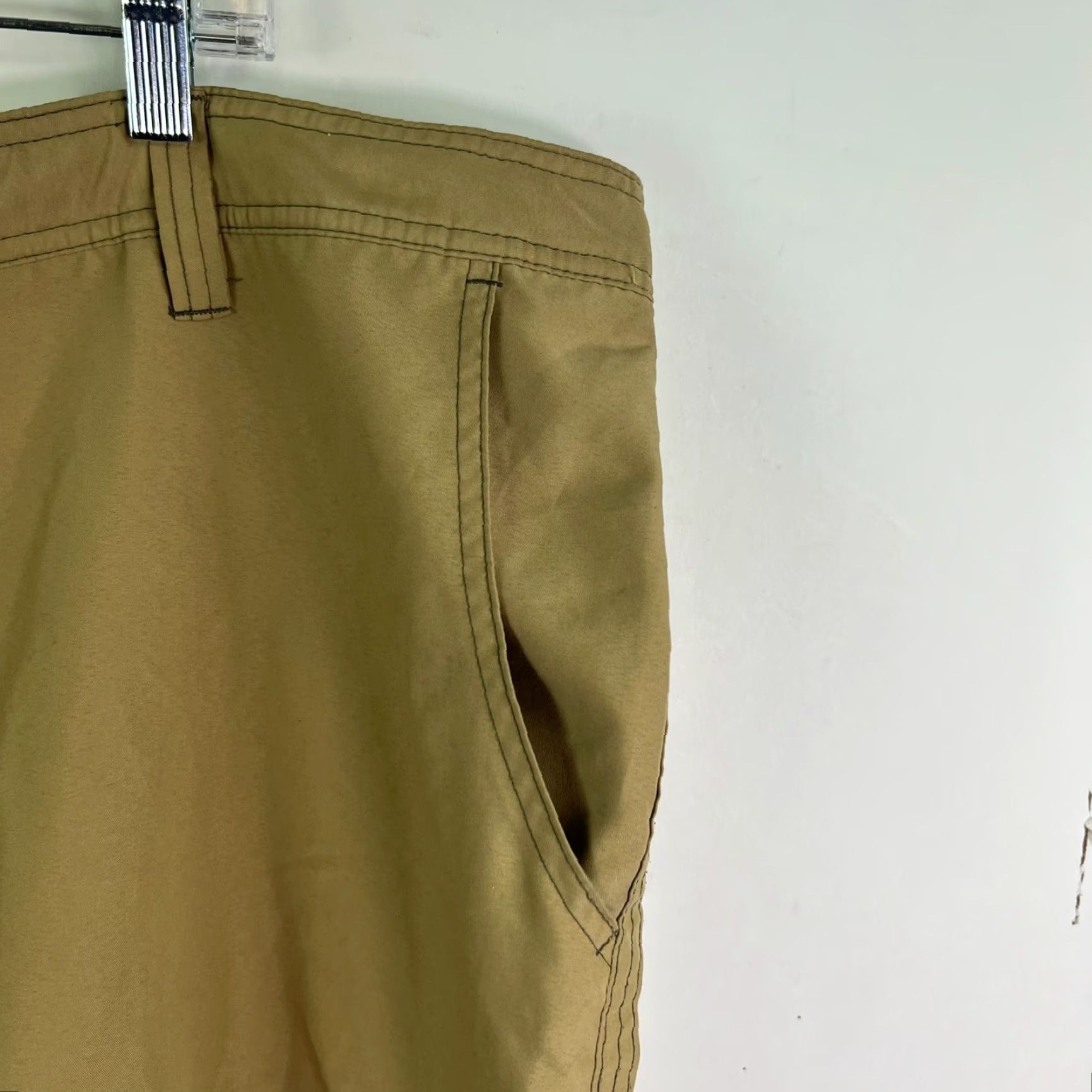 Vintage Magellan Magellan Outdoors Cargo Shorts Mens 42 Tan Lightweight Light Weight Breathable High Rise Cargo Pocket Polyester Short Size US 42 / EU 58 - 2 Thumbnail