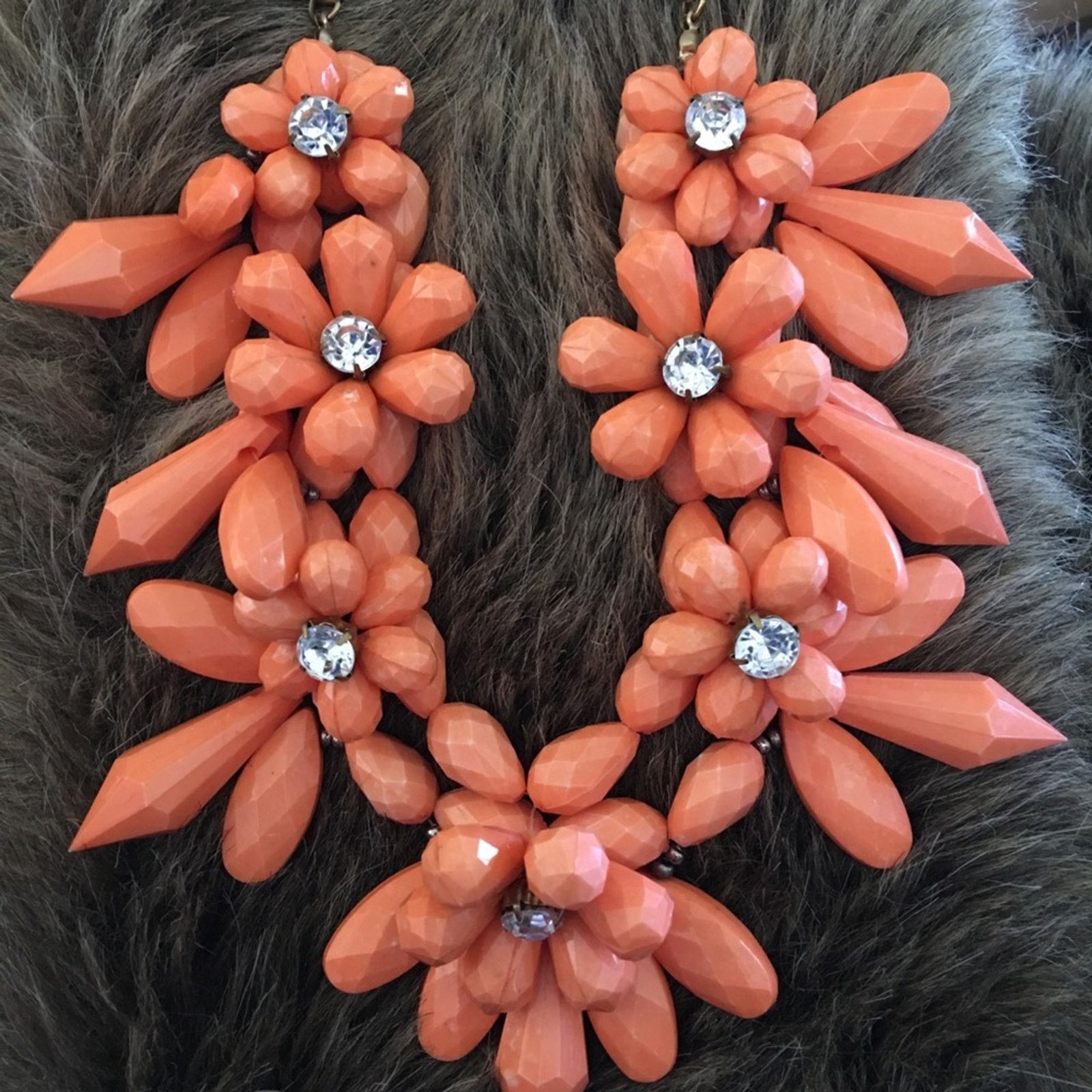 Vintage Vintage 90s faceted creamsicle chandelier necklace Size ONE SIZE - 6 Thumbnail