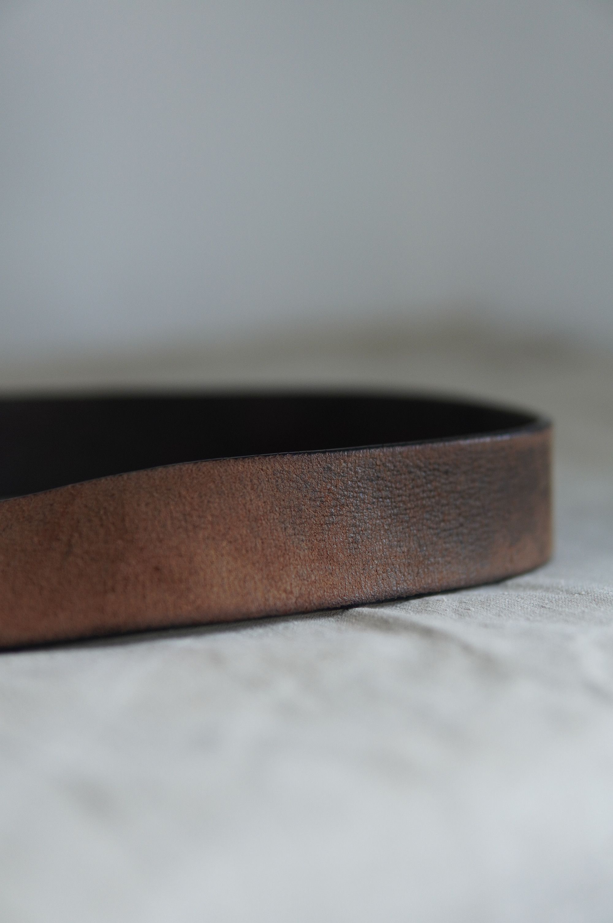 Vintage Vintage Heavy Leather Rusty Brown Belt Size ONE SIZE - 4 Thumbnail